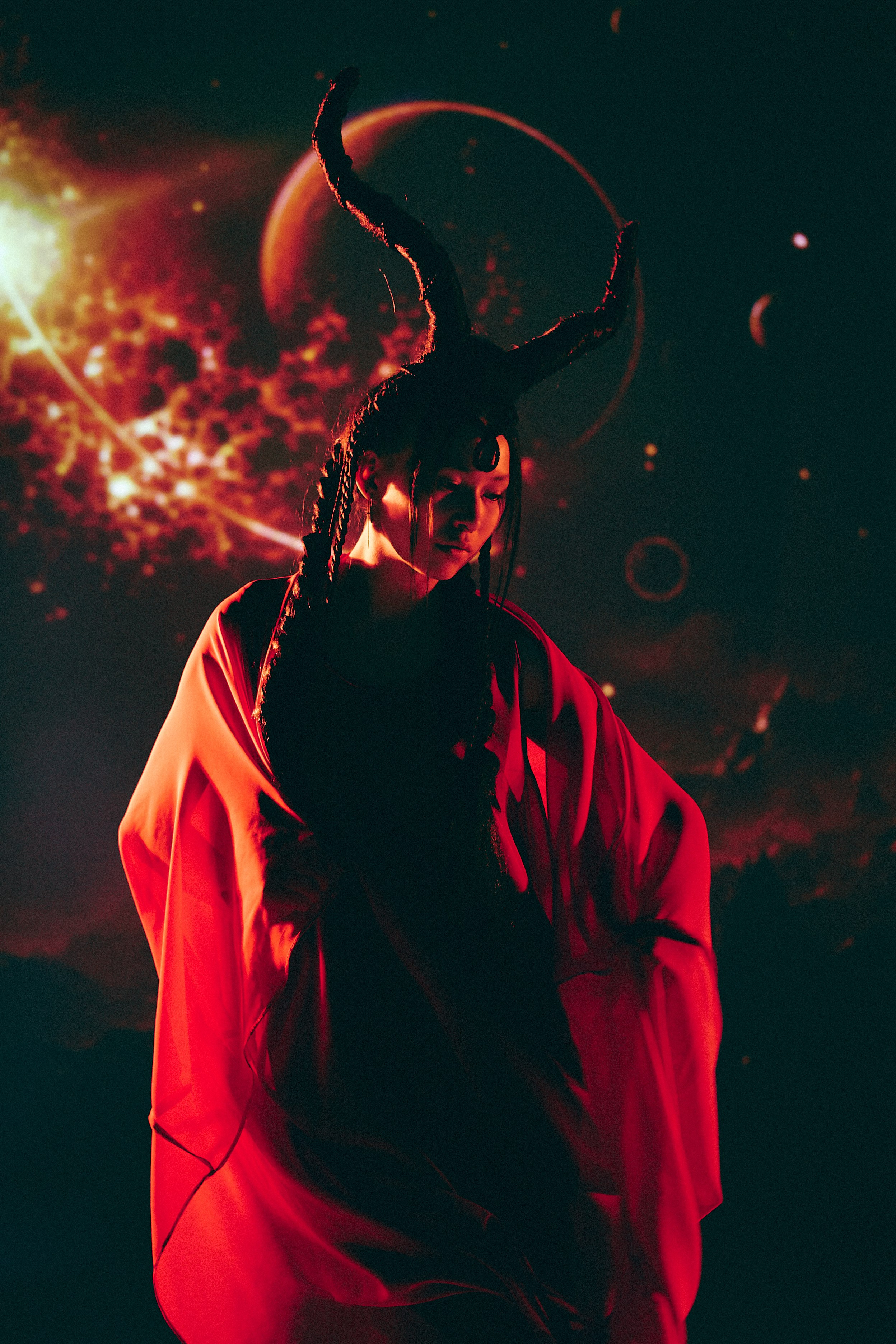 Ника: рогастый демон | Женский портрет | Белов Тимофей, фотограф СПБ. Фотограф Белов Тимофей | Санкт-Петербург | СПБ