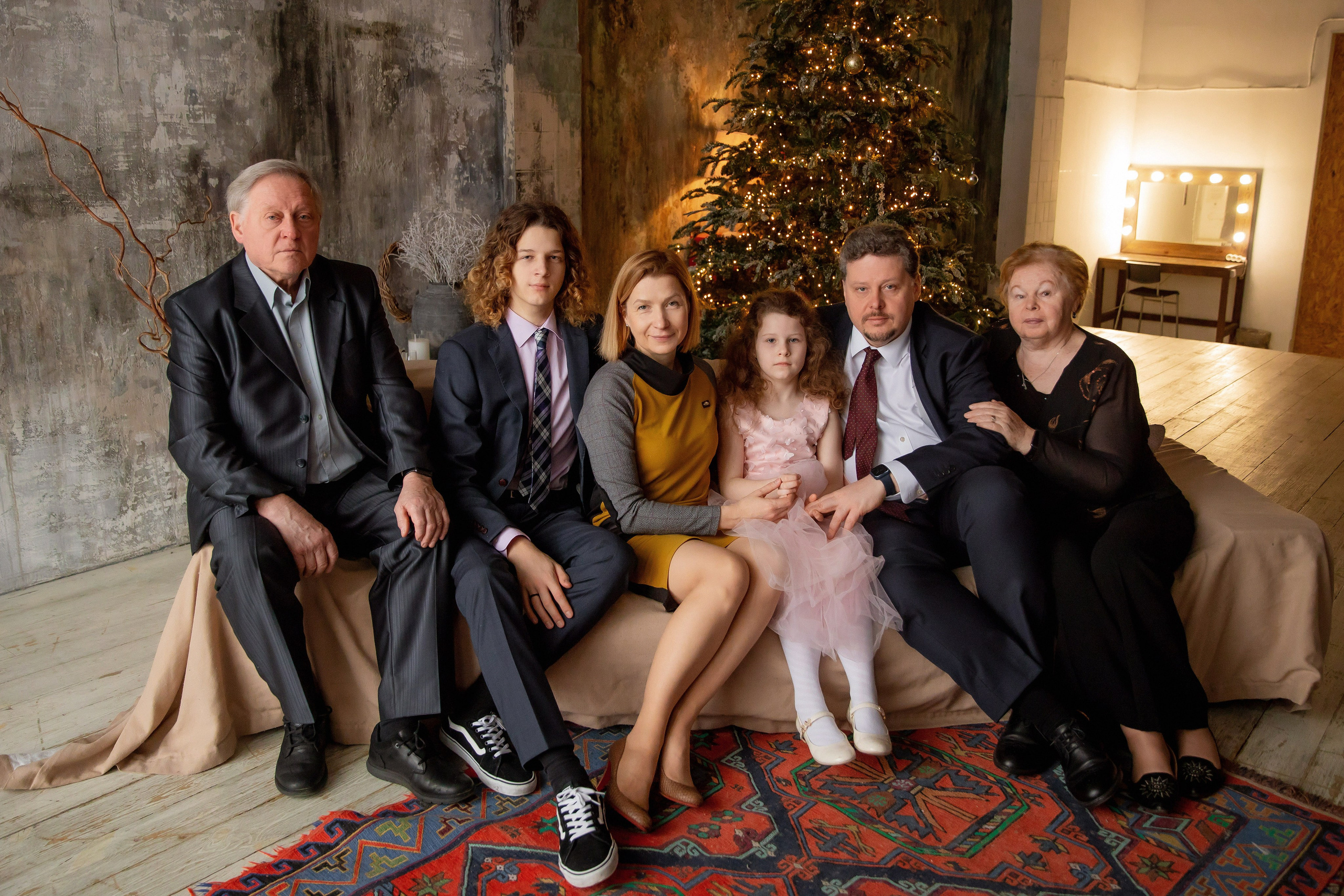 Новогодняя фотосессия для большой семьи. Семейный фотограф в Москве