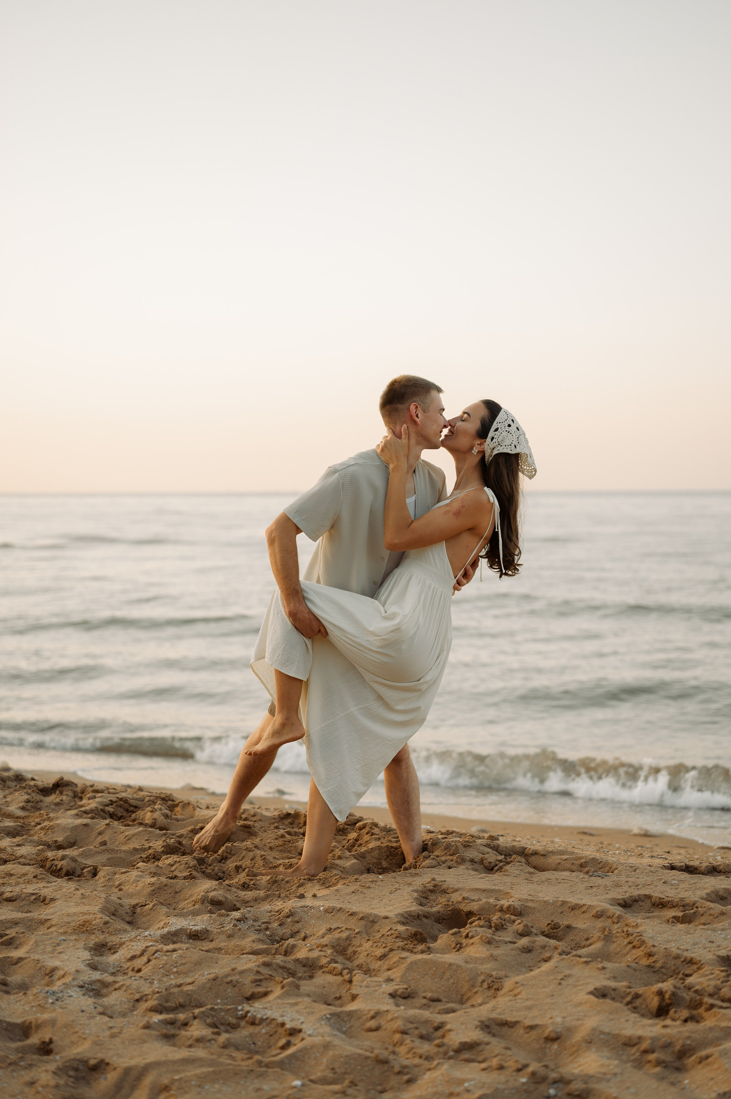 Предсвадебная съёмка на море🌊. Свадебный и семейный фотограф в Краснодаре Алина Мельник