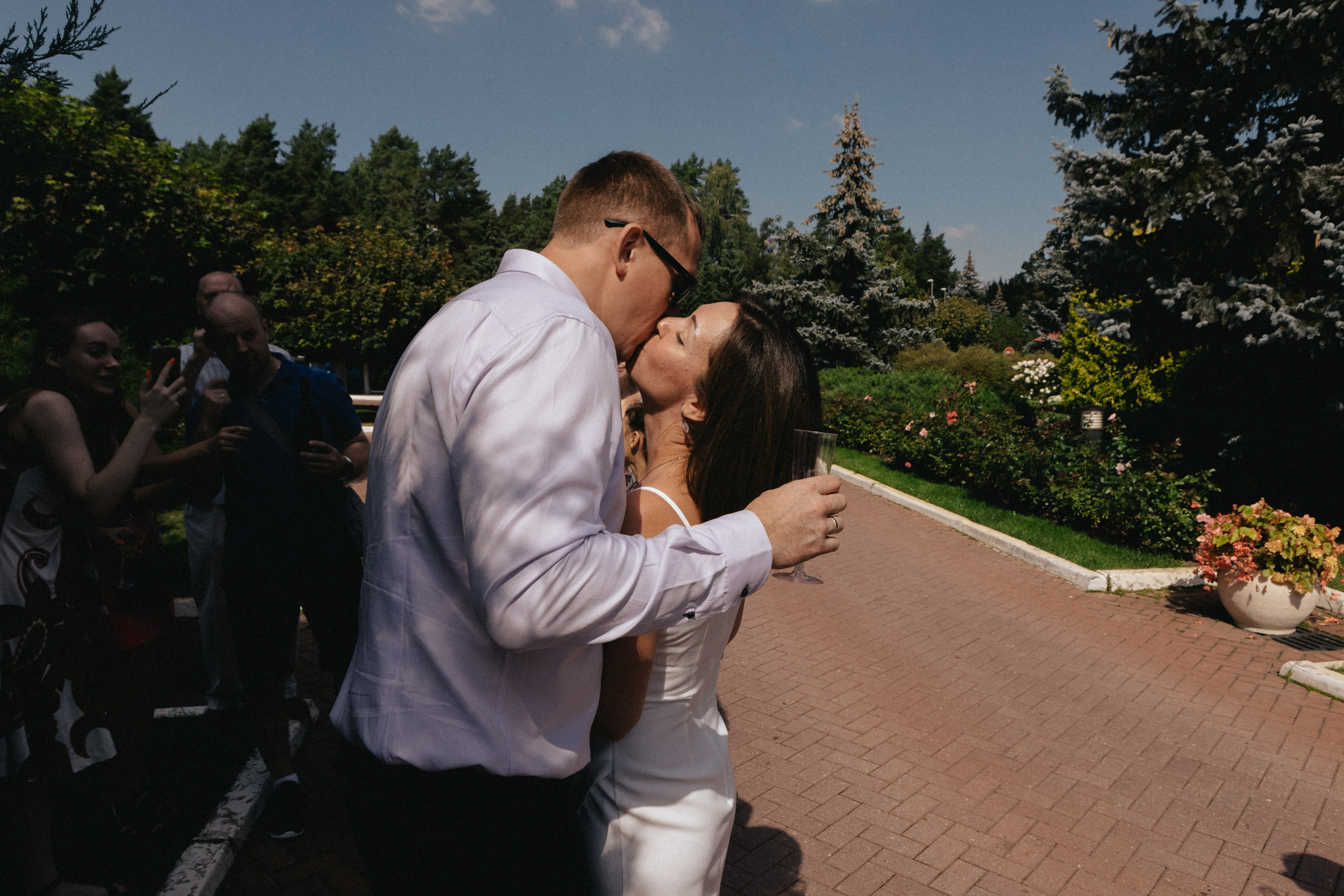 Лиза и Сережа. Роспись и тусовка в коттедже. Свадебный и портретный фотограф в Москве Анастасия Масюк