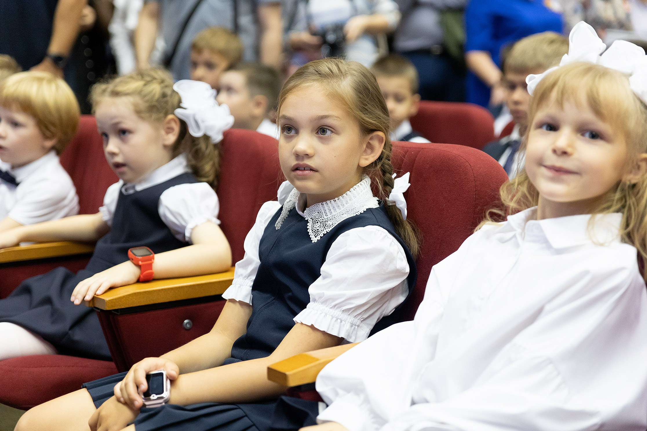 1 Сентября репортаж. Профессиональный Фотограф в Москве Андрей Славнов
