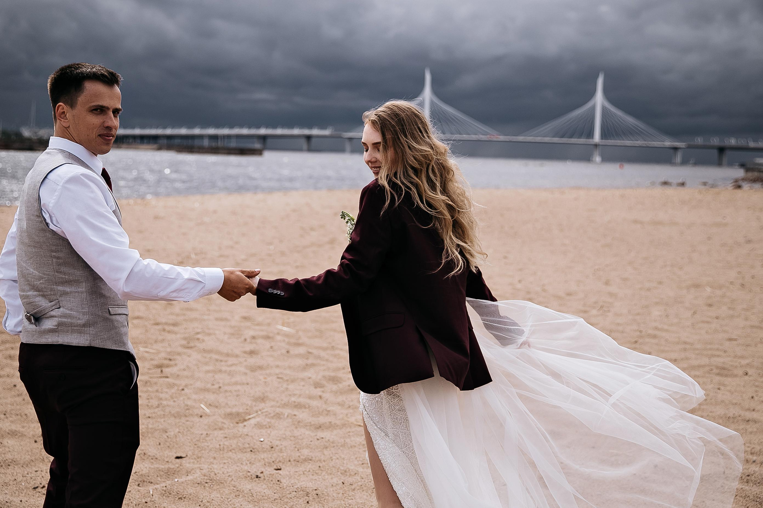 Юля и Леша.Прогулка. Фотограф женственности в Санкт-Петербурге Дарья Тоток