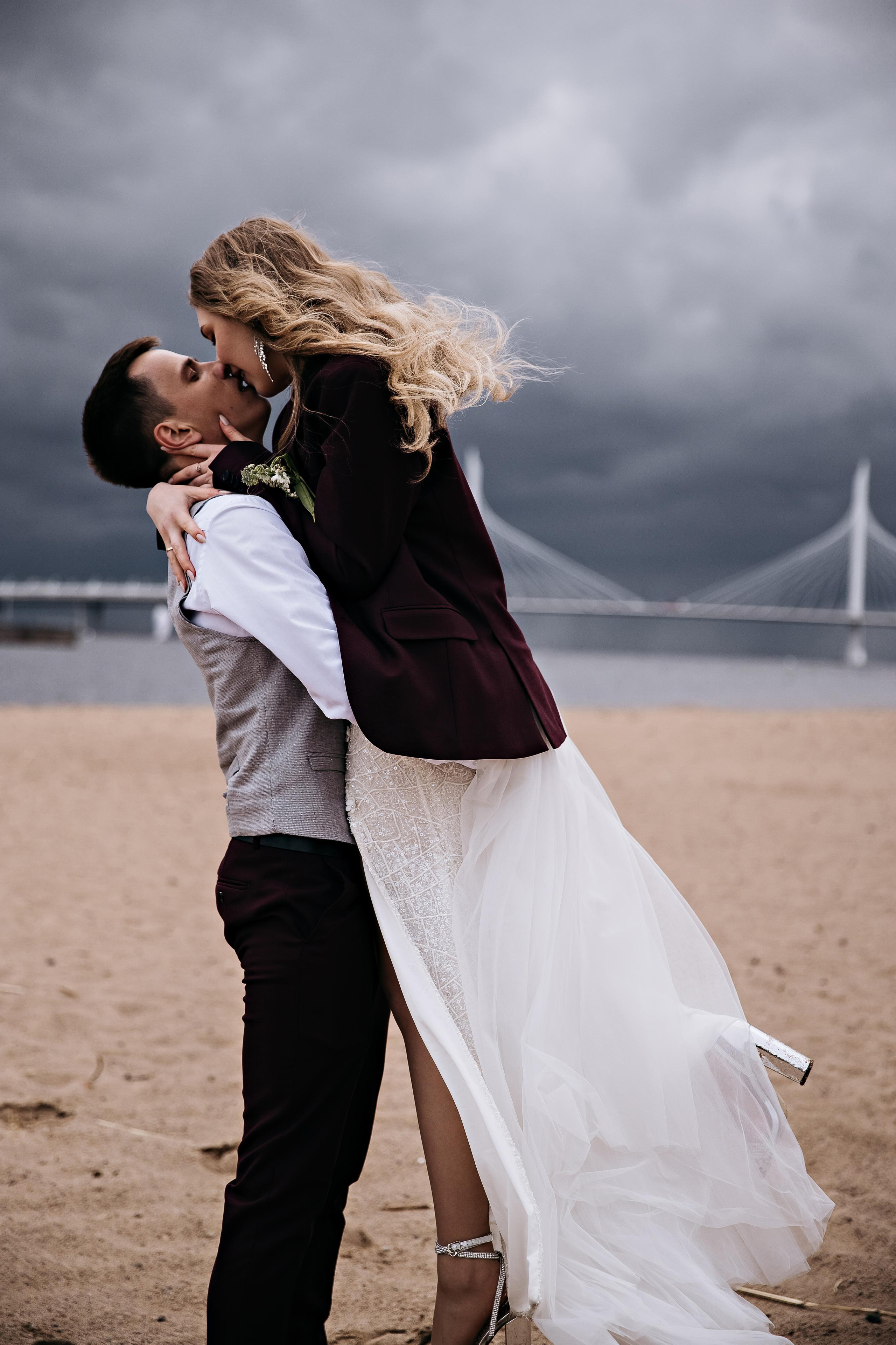 Юля и Леша.Прогулка. Фотограф женственности в Санкт-Петербурге Дарья Тоток