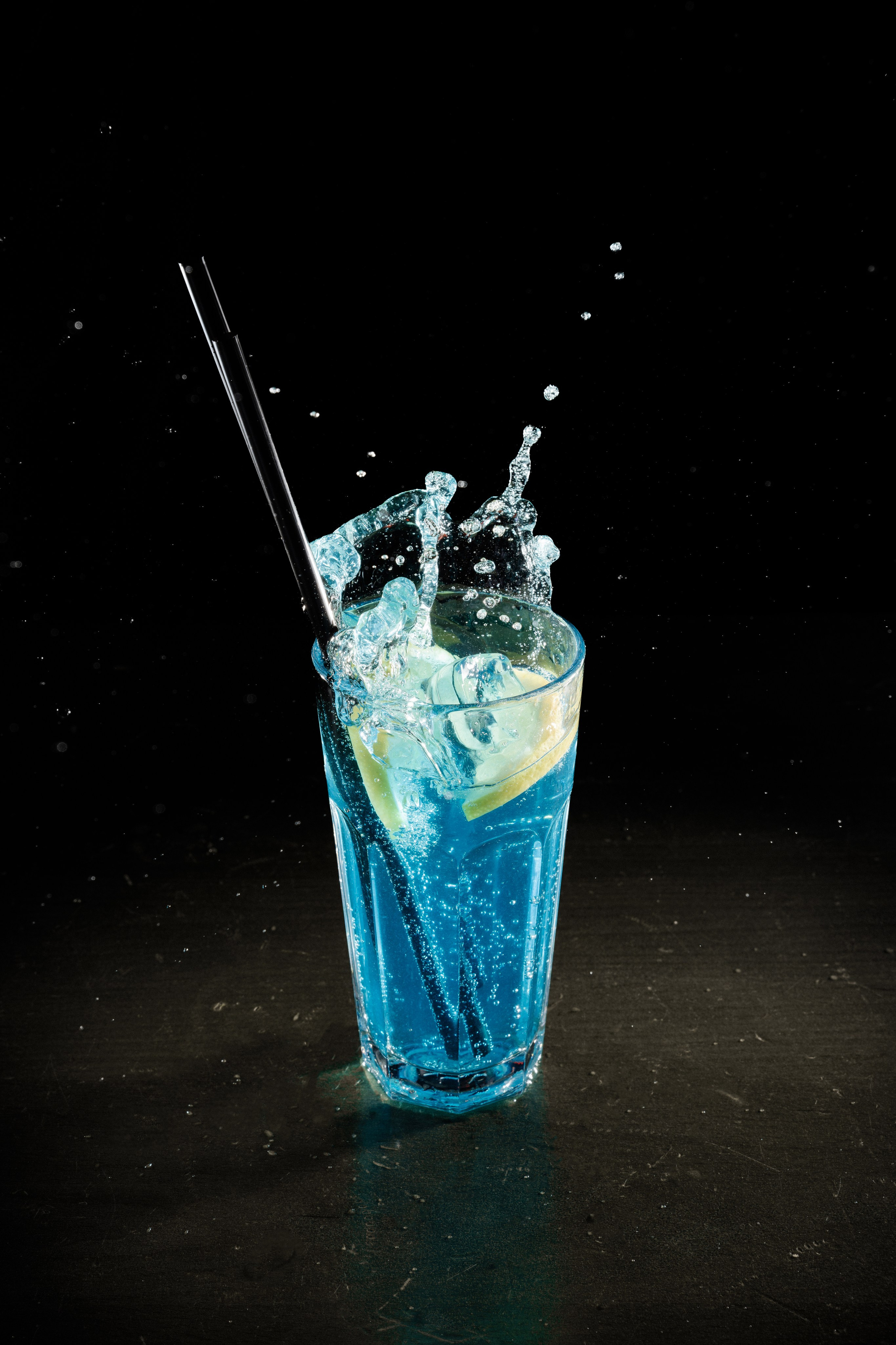 Коктейли MAX. Фотограф Великий Новгород Артем Чернецкий