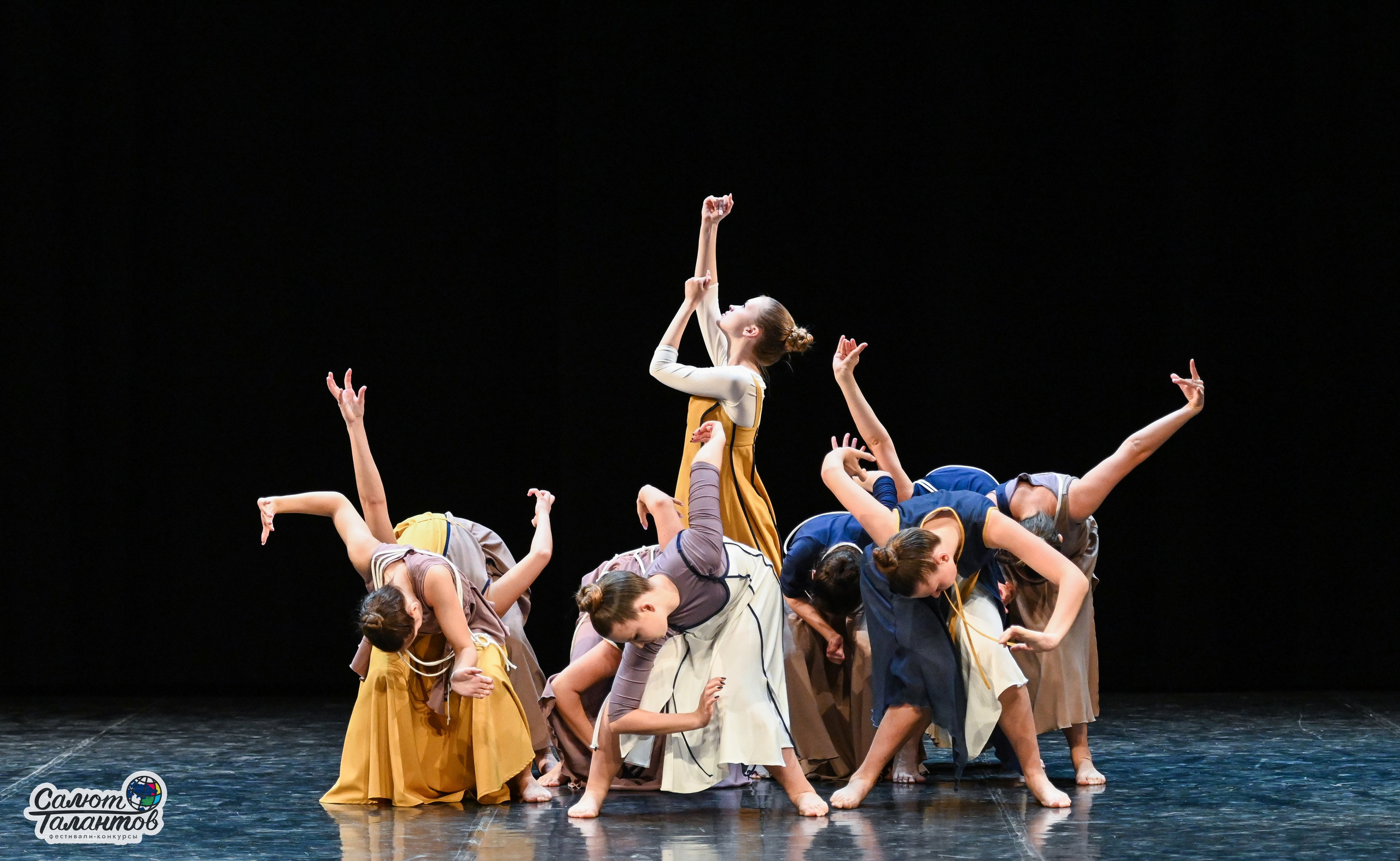 31.10.2024 6-й Международный Творческий Фестиваль-Конкурс «СЕРДЦЕ УРАЛА» г. Екб. Медиастудия Фото Концепт