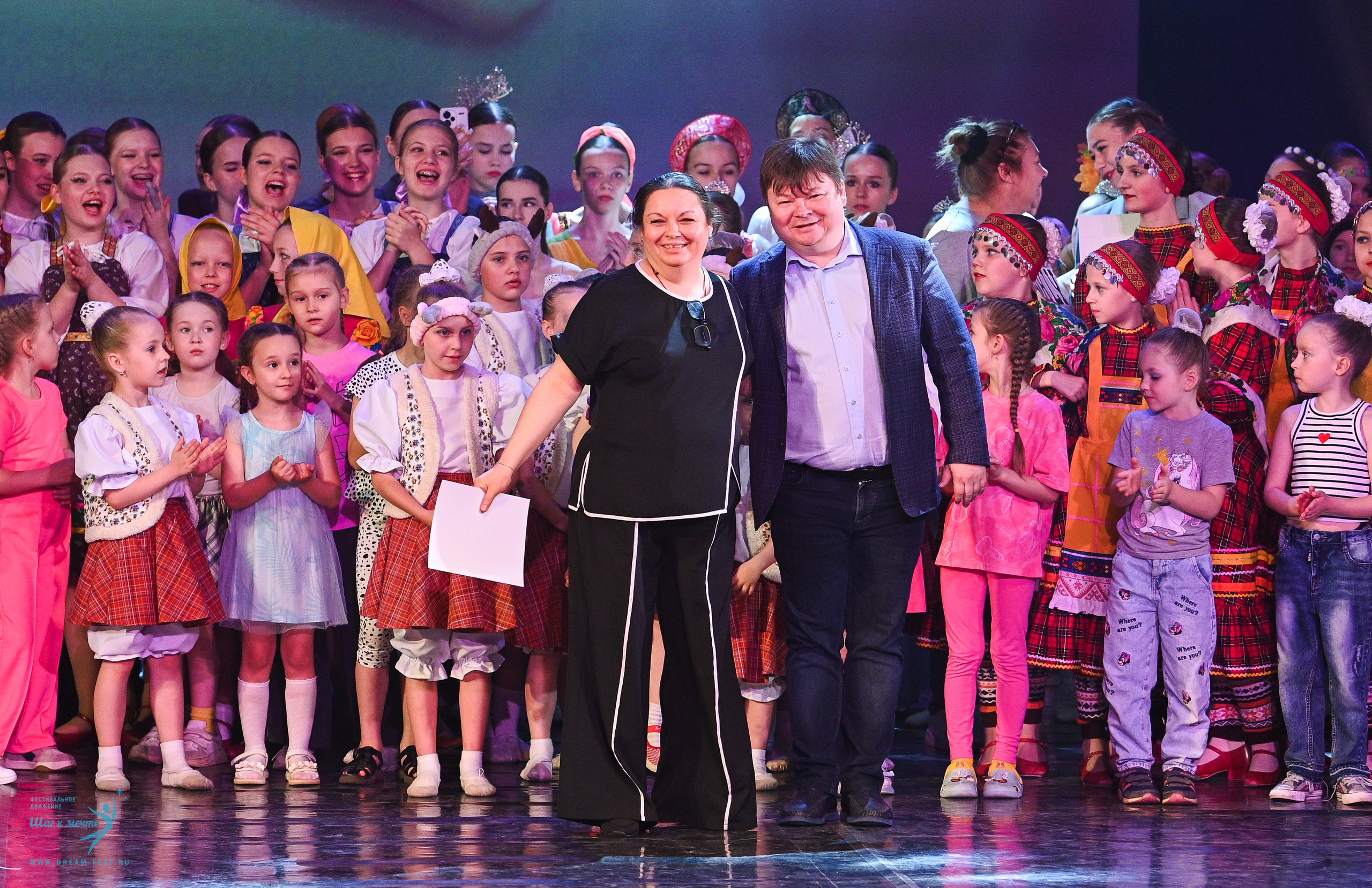 24.05.2025 «Мир под названием — Искусство танца» Фестивальное движение «Шаг к мечте» г. Кострома. Медиастудия Фото Концепт