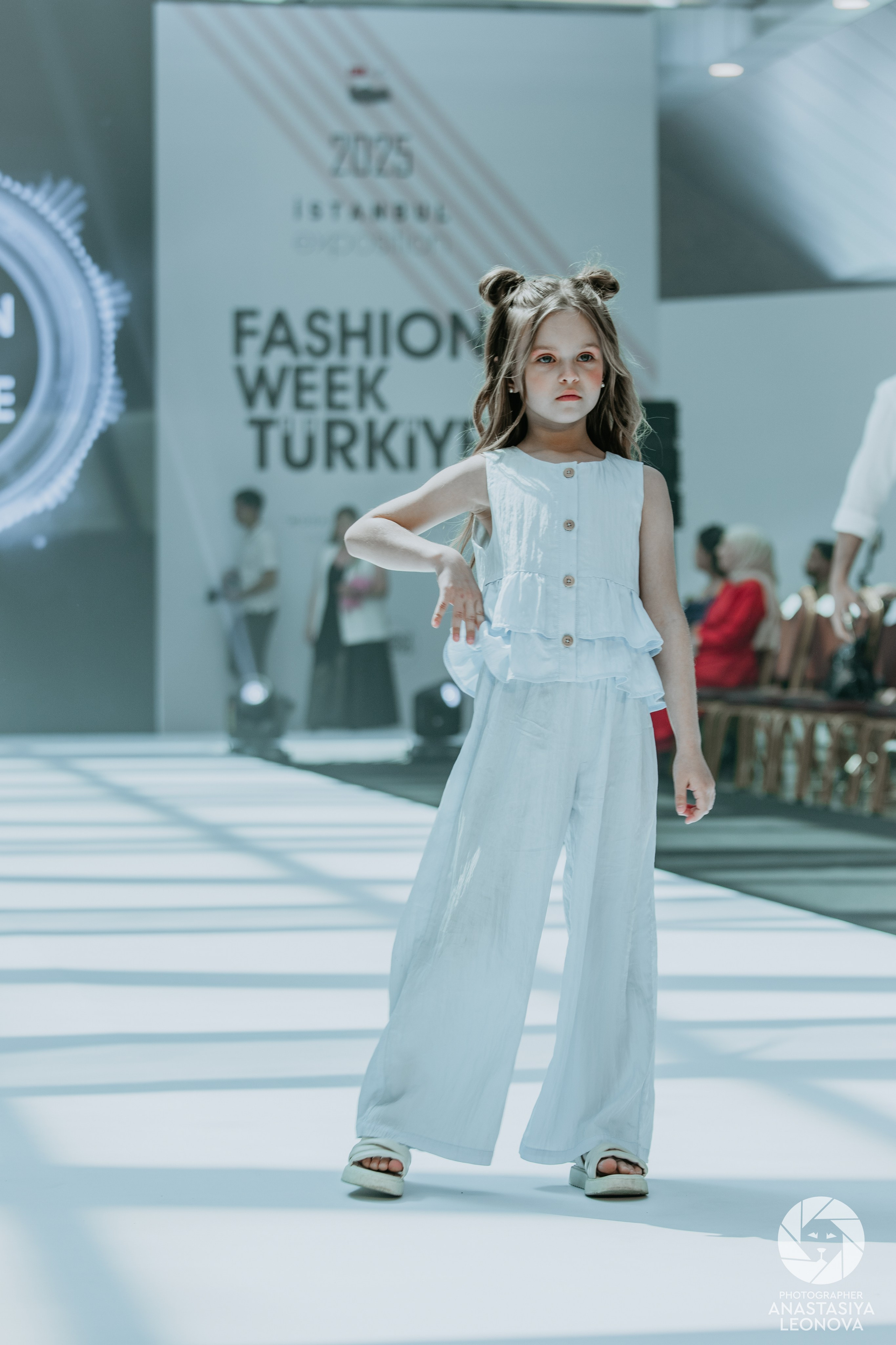 Fashion Week Türkiye [spring, 2025]. Anastasia Leonowa