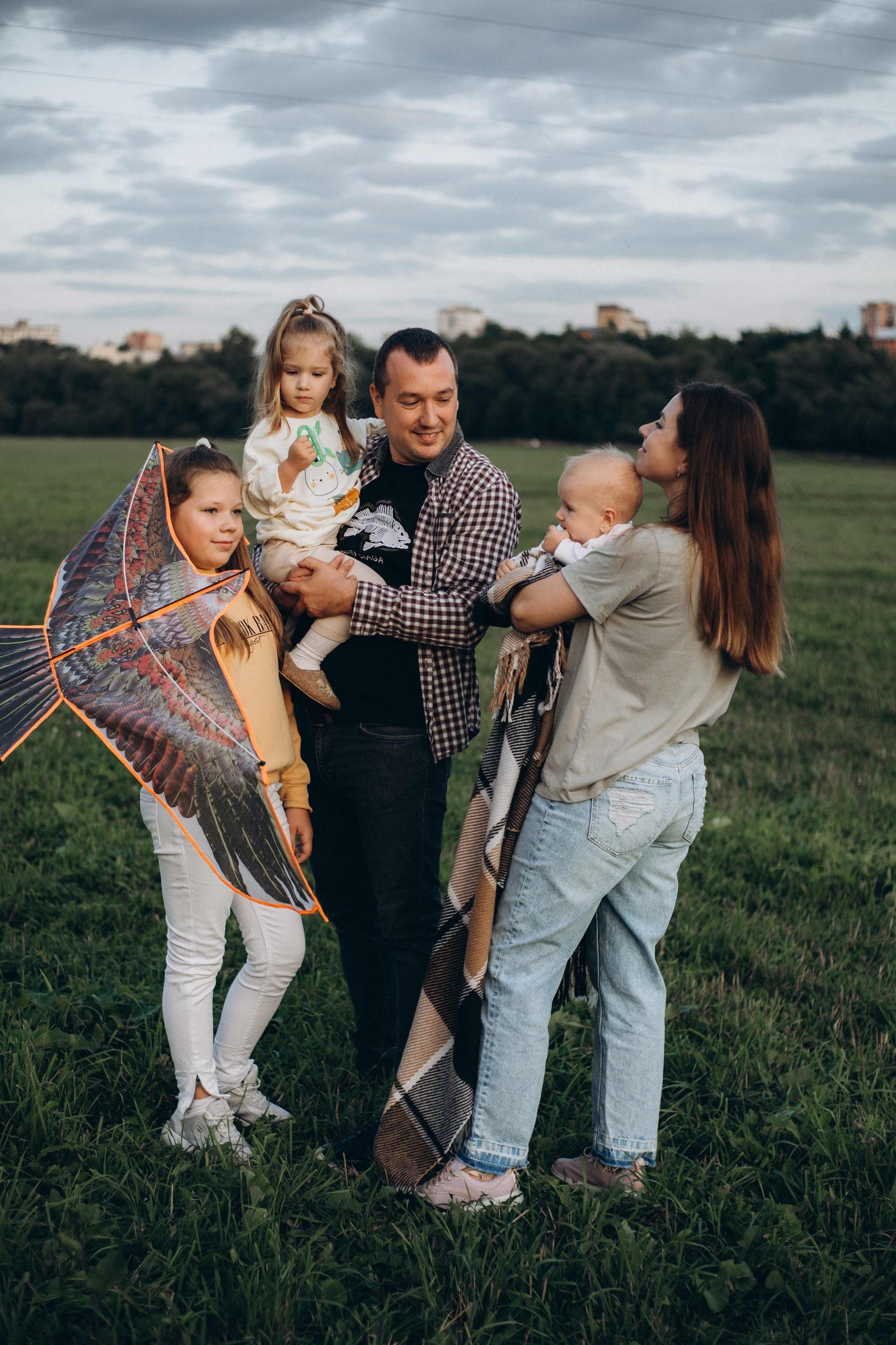 Дима, Аня, Василиса, Тася и Ваня. Фотограф В Москве и Подольске Лена Иванова
