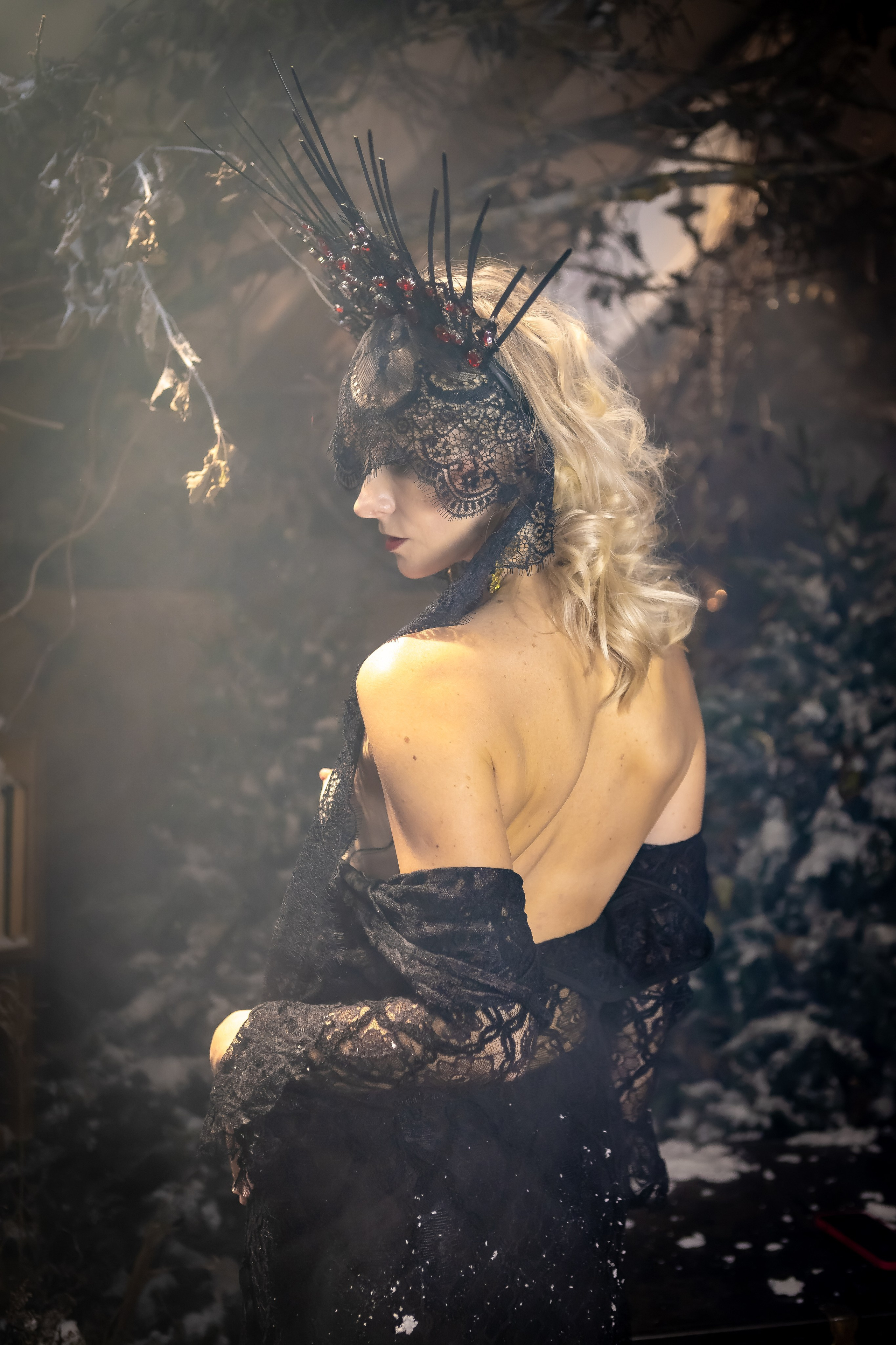 Готическая фотосессия на Хелловин. Свадебный фотограф в Москве