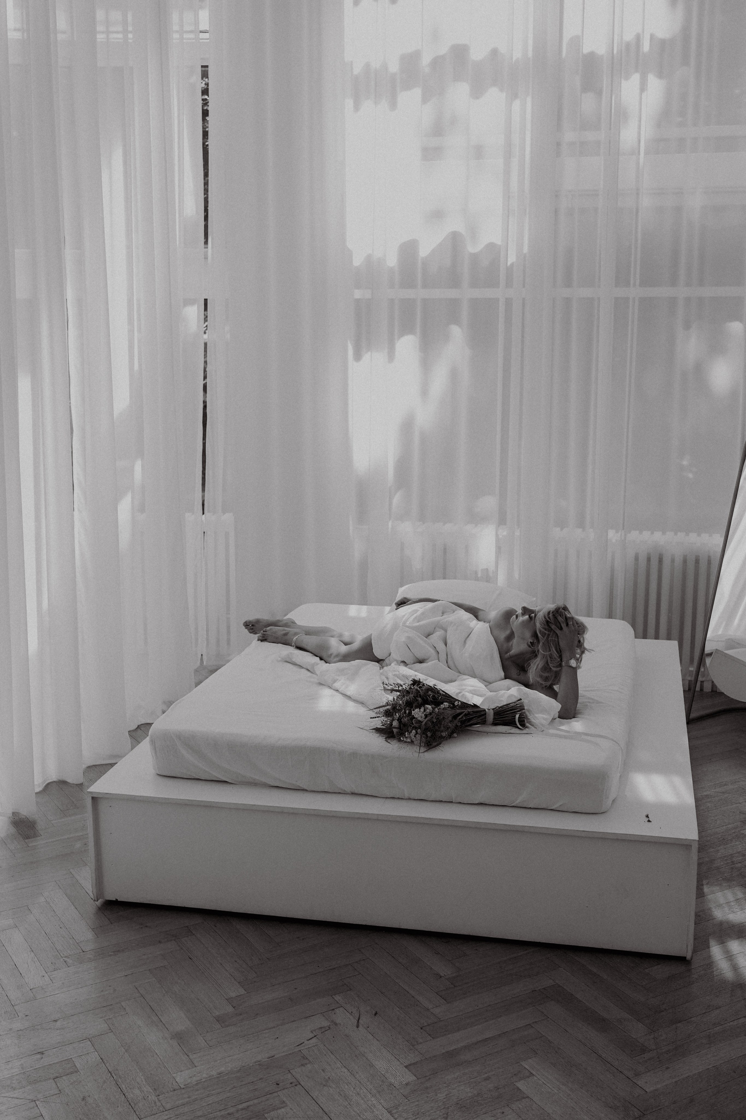 Индивидуальная фотосессия в студии. Фото и видео съемка