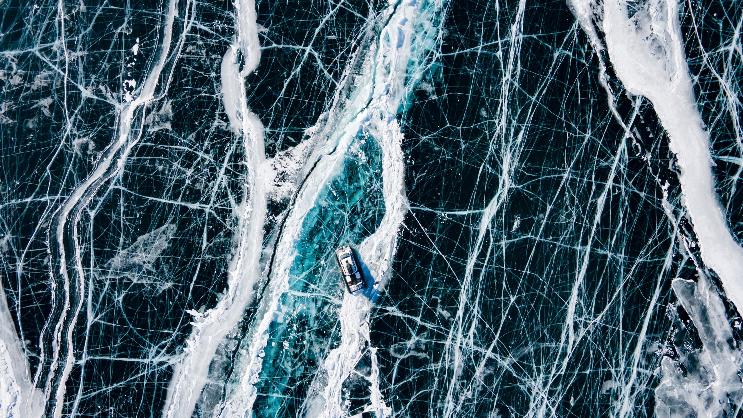 Байкальский лед. Dmitry Golenko