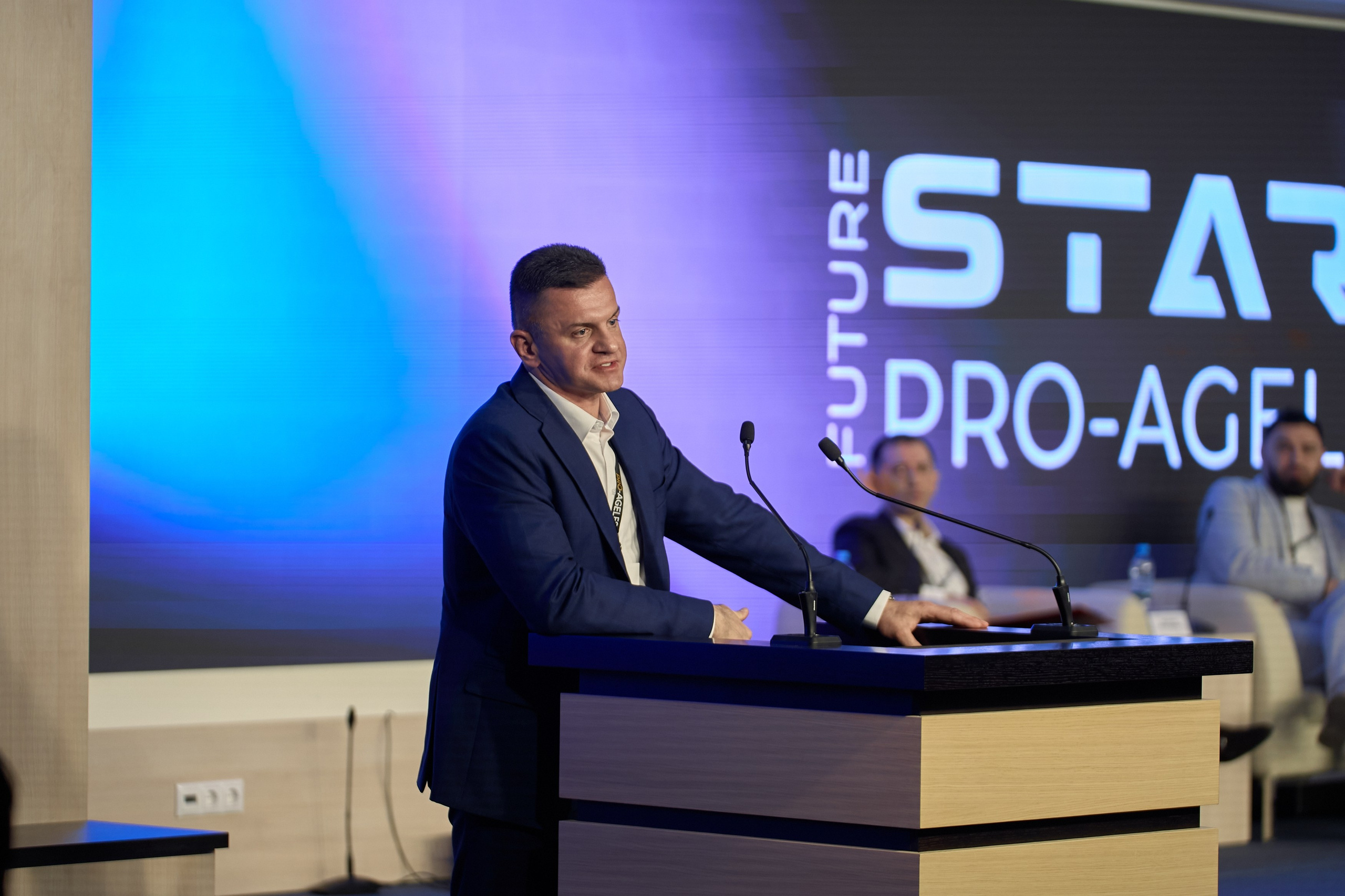 СПИКЕРЫ. PRO-AGELESS