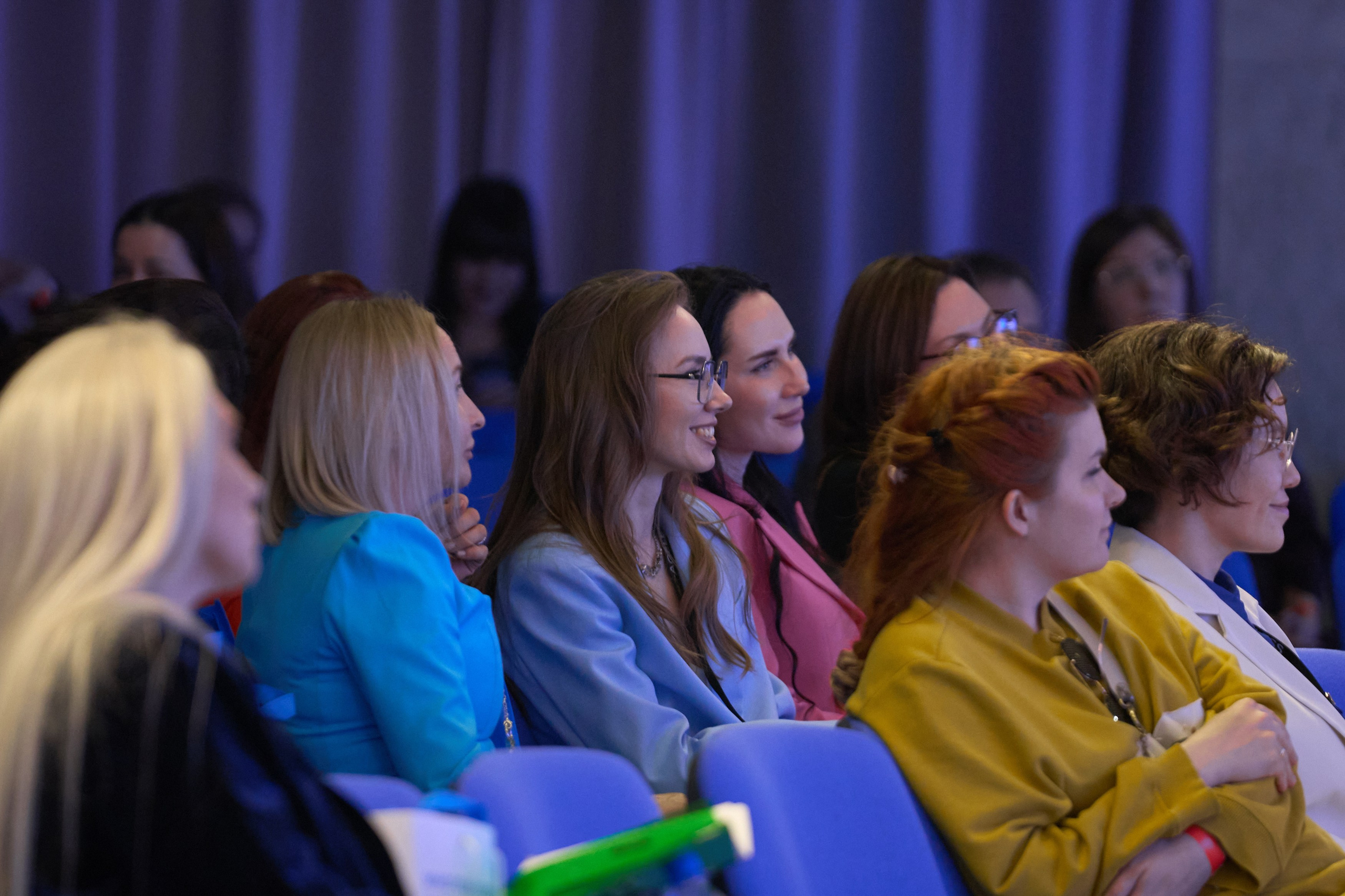 СЛУШАТЕЛИ. PRO-AGELESS