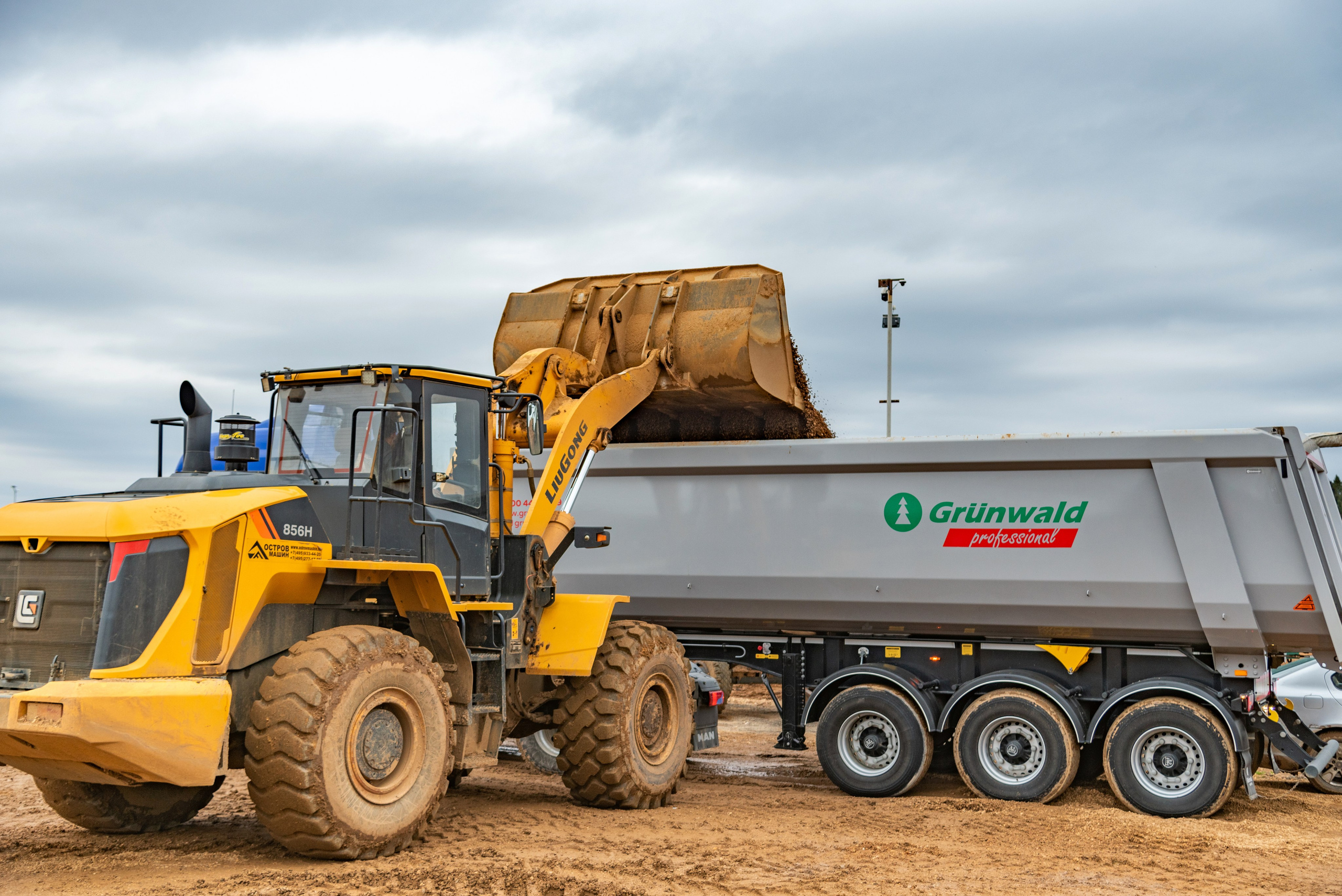 Фотосъёмка: Коммерческая техника / Грузовые авто в Москве. Интерьерный & Репортажный фотограф Озеров Денис, г. Москва