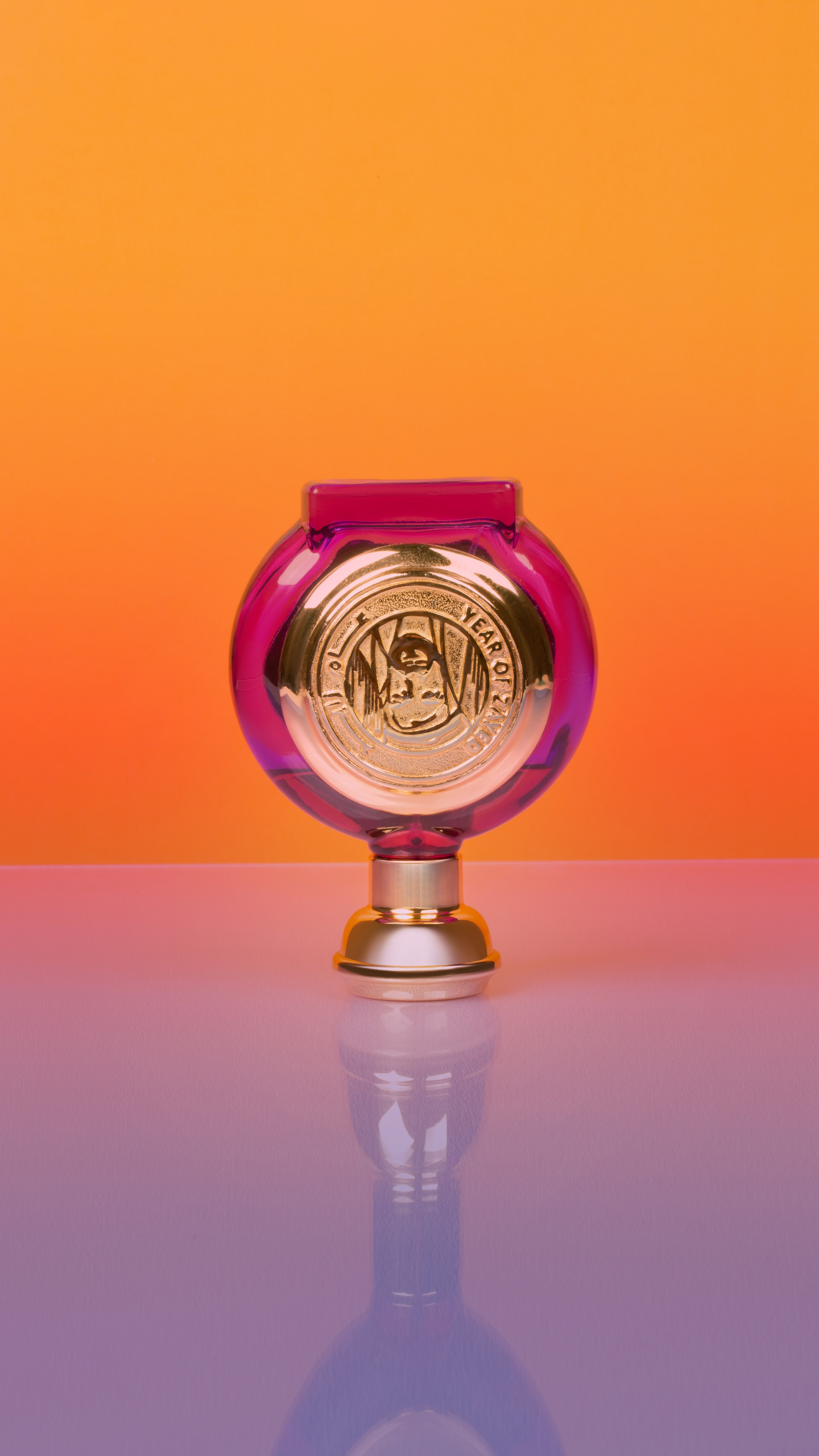 Художественная обработка парфюмов | Студия SVITHART