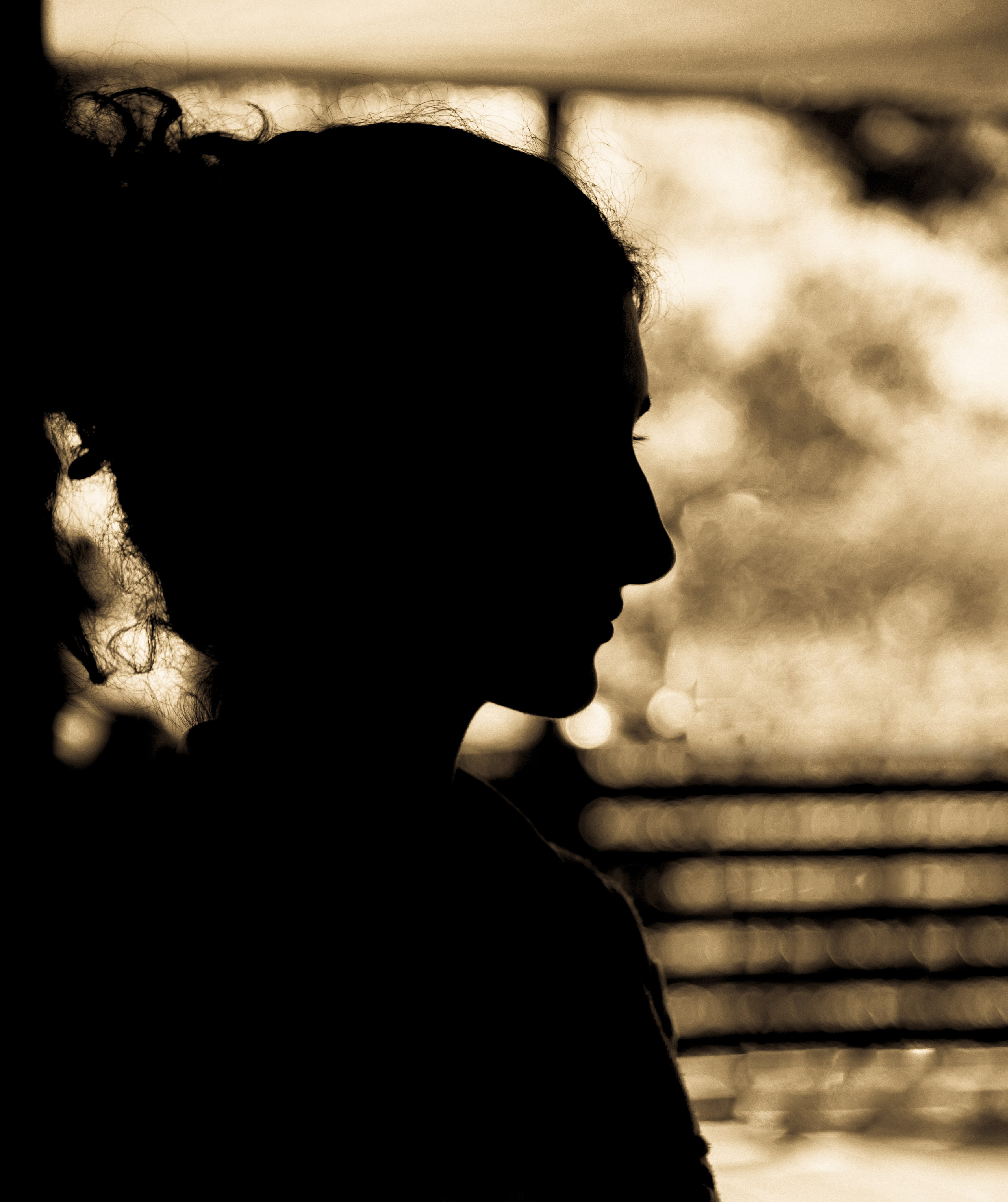 Портрет. крупный план. Кавказская девушка. Южная принцесса. Абхазка. Абхазия, Озеро Рица.