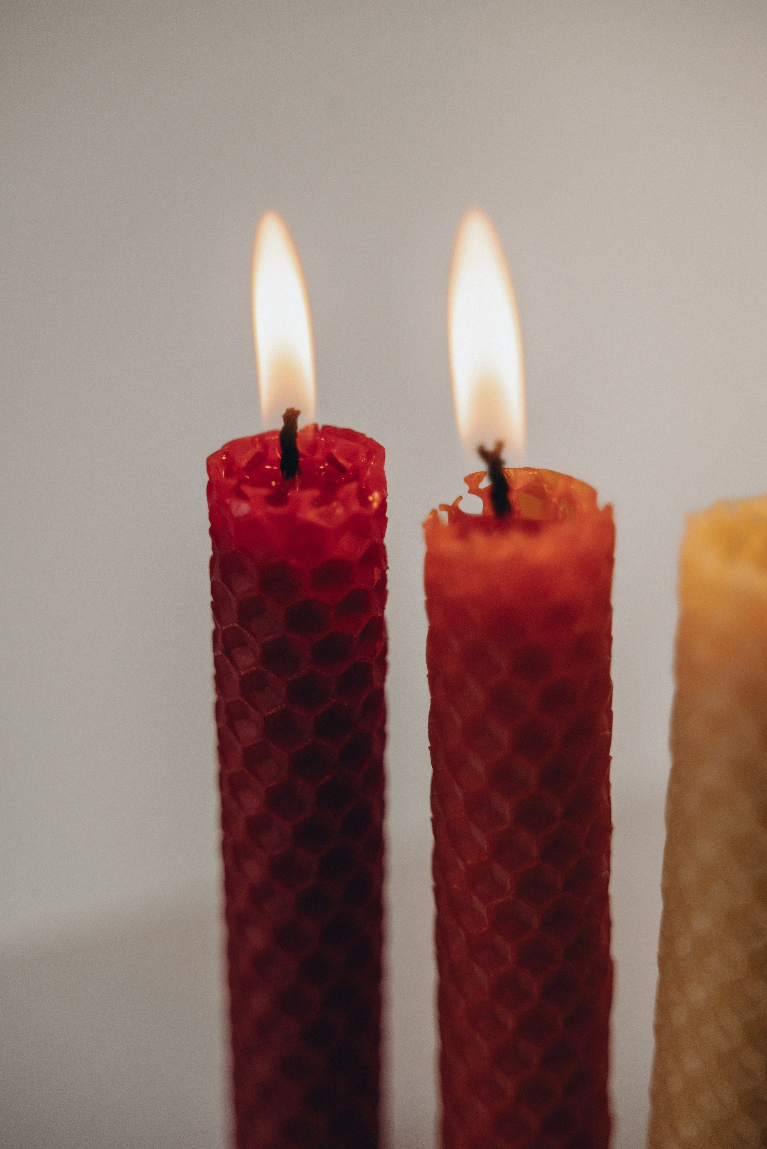 Саша «Делись теплом», создатель уникальных натуральных свечей. Екатерина Курбанова. Женский фотограф