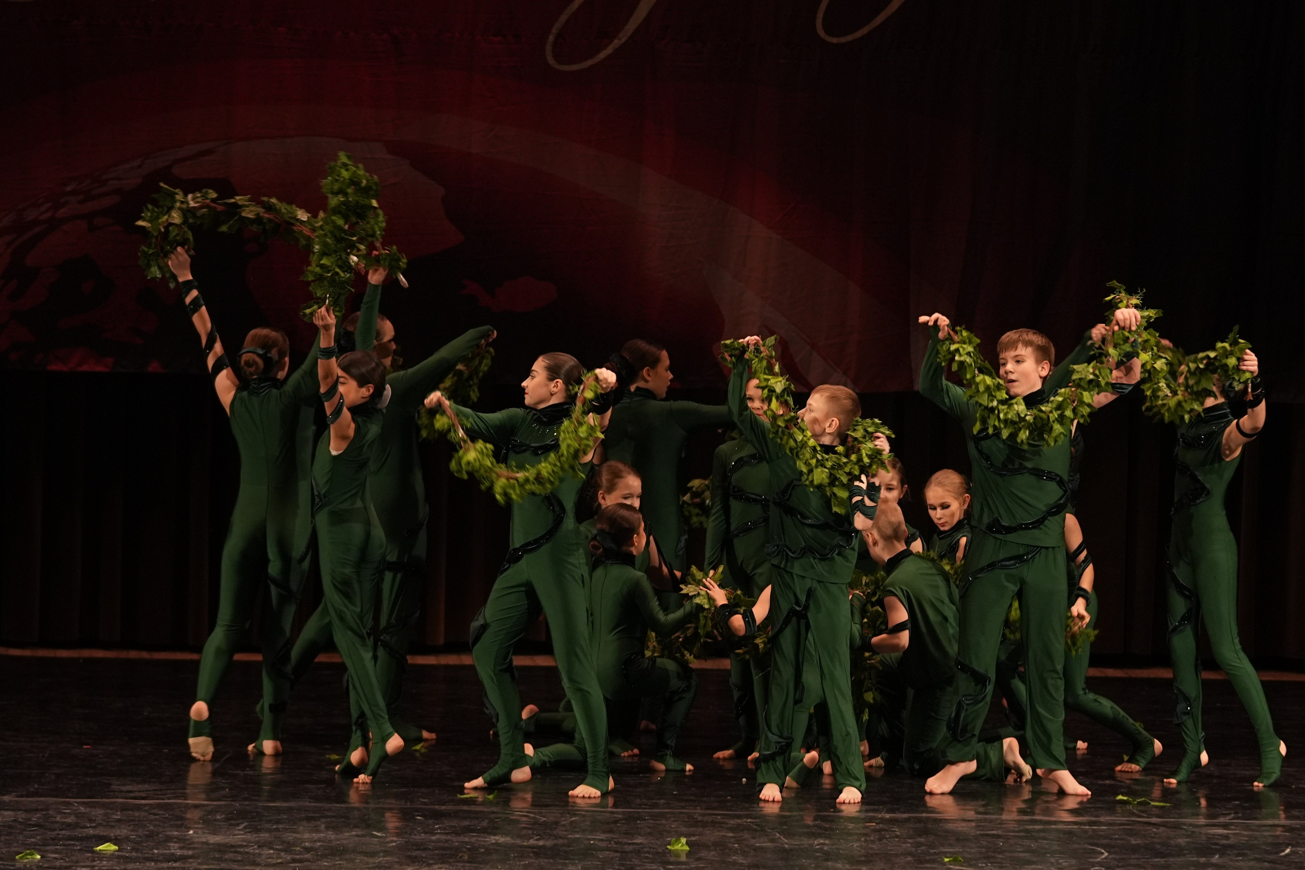 7 декабря, блок 2, г. Москва. Золотое яблочко