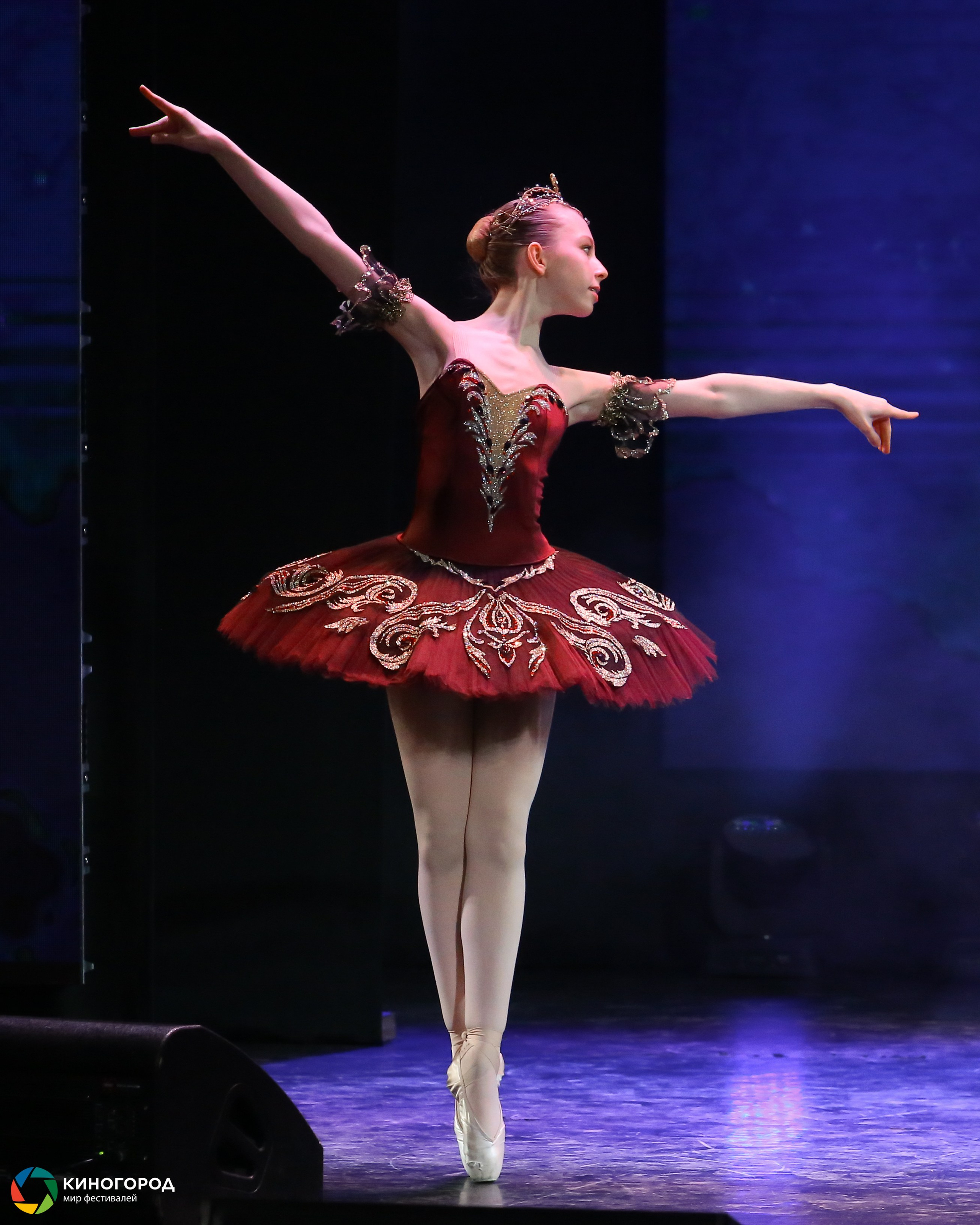 9 марта, конкурс, г. Екатеринбург. Золотое яблочко