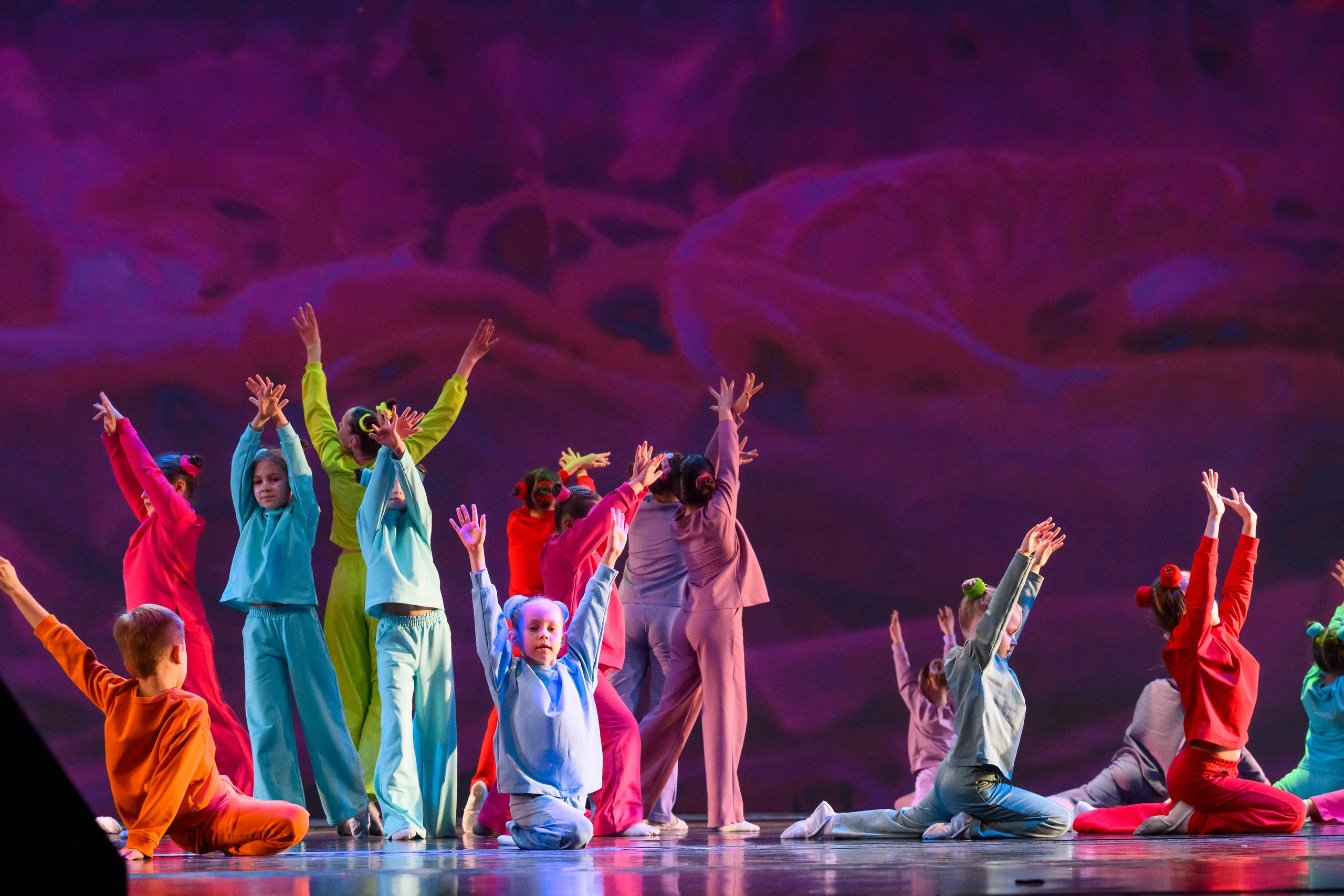 23 апреля, часть 2, БКЗ Октябрьский, г. Санкт-Петербург. Золотое яблочко