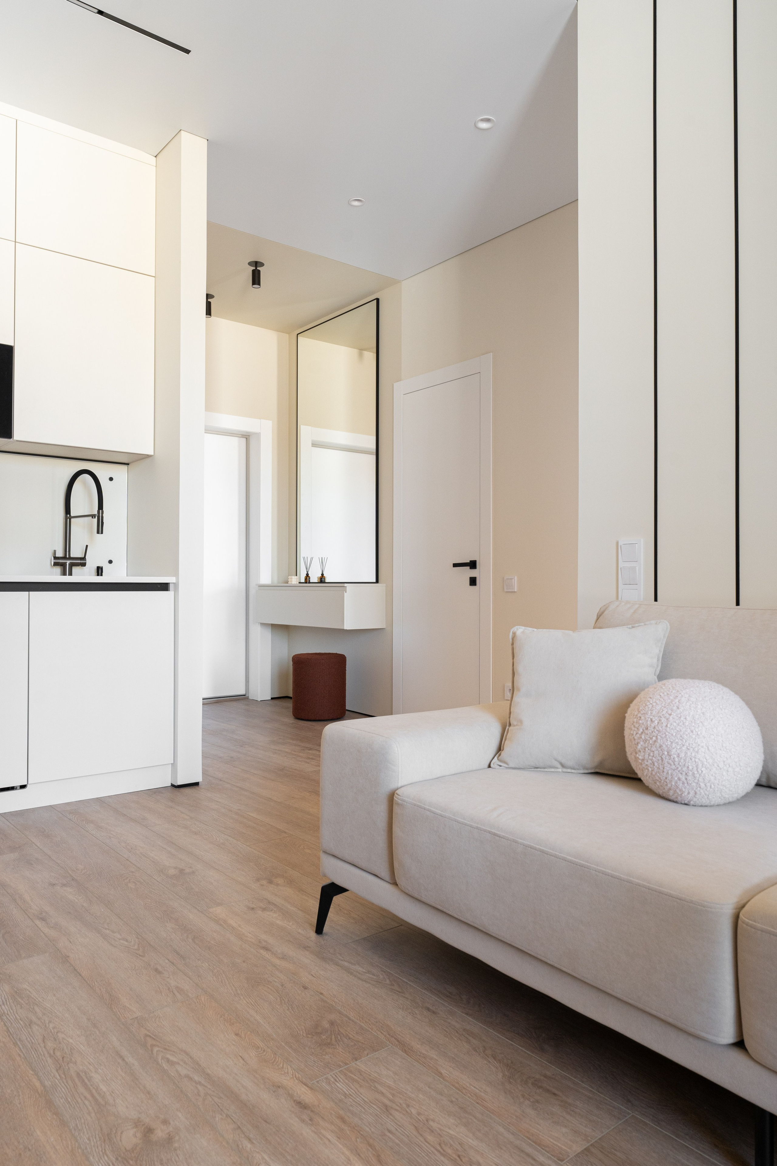 Контакты. Дизайнер интерьера в Москве Туринова Мария