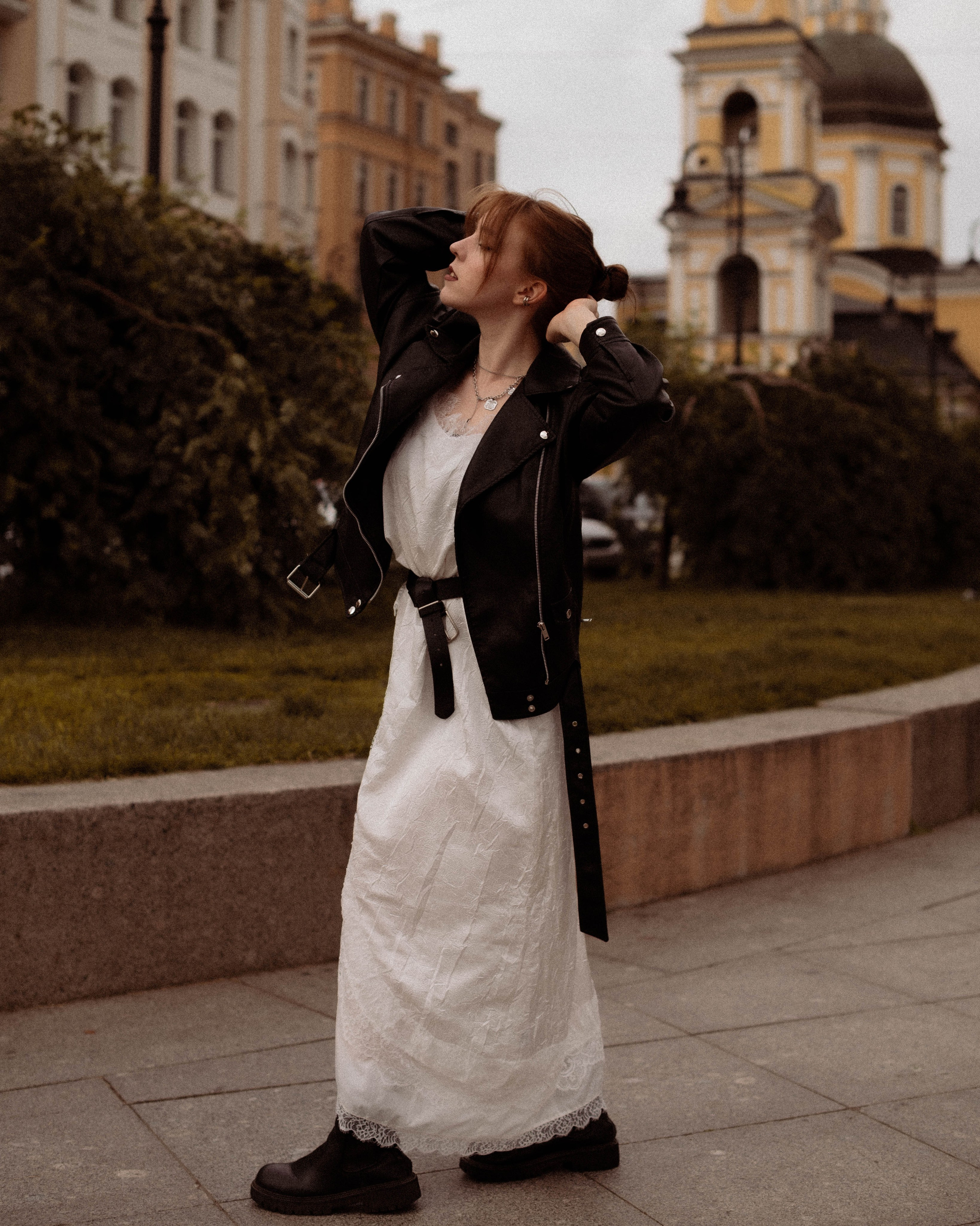 Оля. Женский фотограф. Создатель украшений ручной работы. Модель