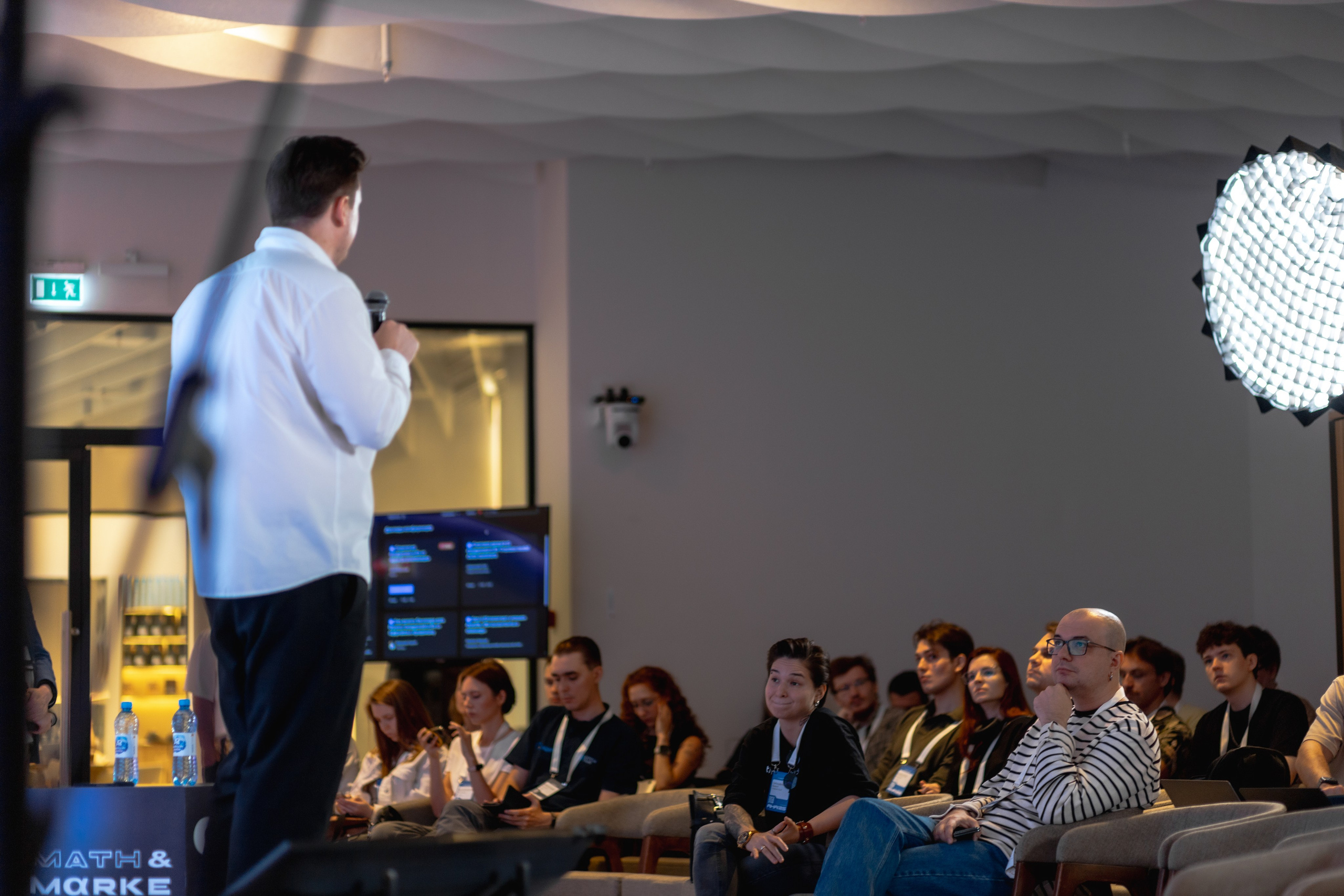 Aha! — 29–30 мая 2025. Фотобанк Матемаркетинг