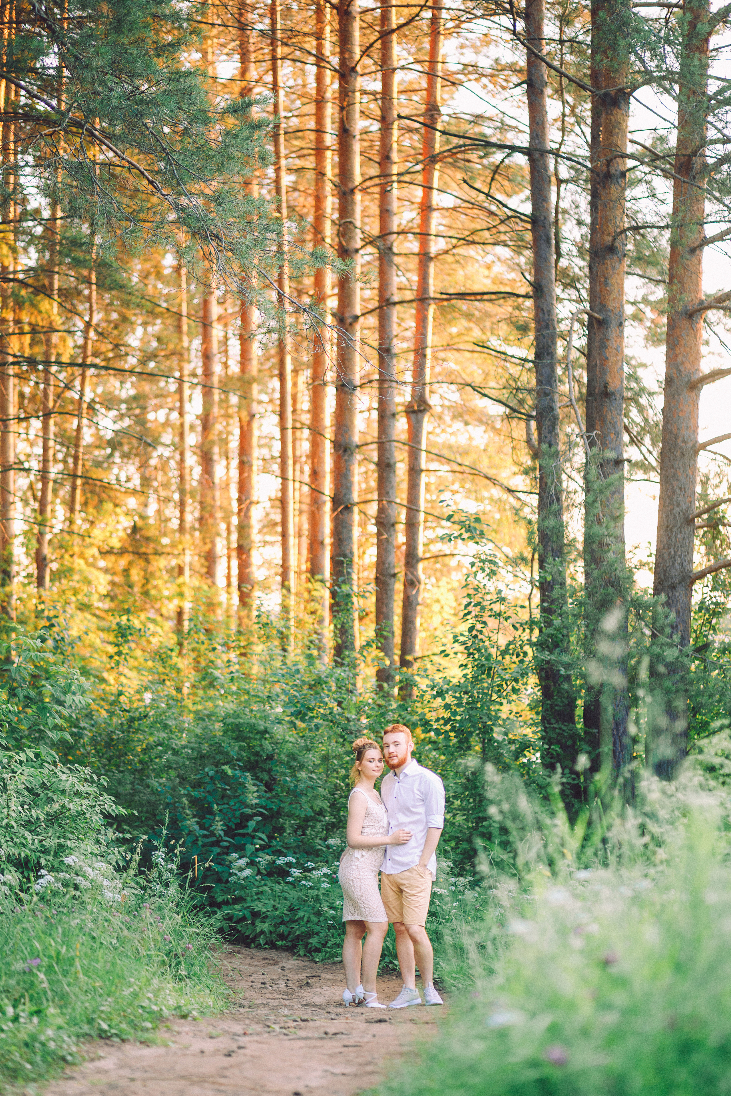 Свадебная Фотосессия пары на природе в Ижевске. Профессиональный фотограф в Ижевске Леша Петров