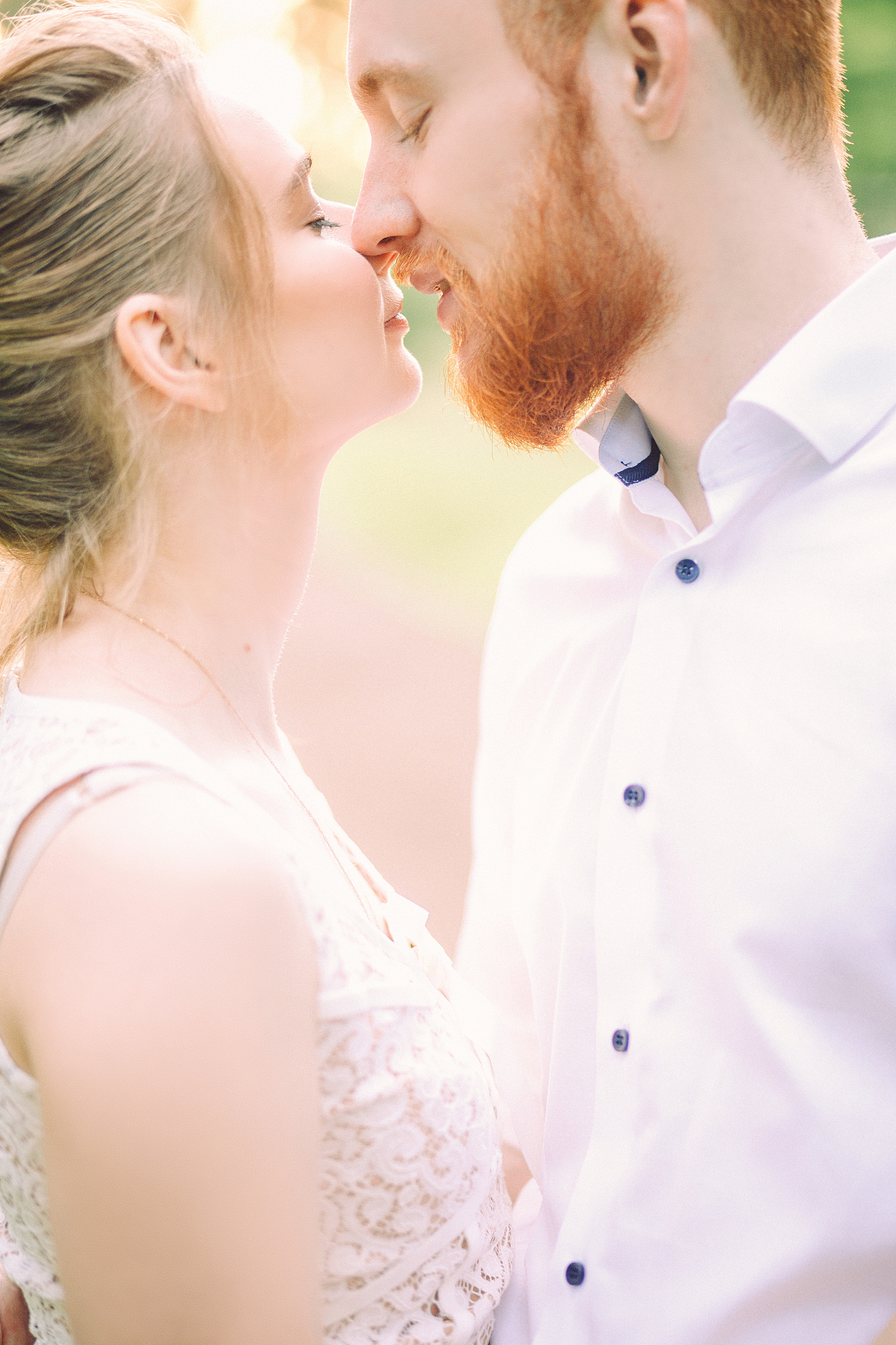 Свадебная Фотосессия пары на природе в Ижевске. Профессиональный фотограф в Ижевске Леша Петров