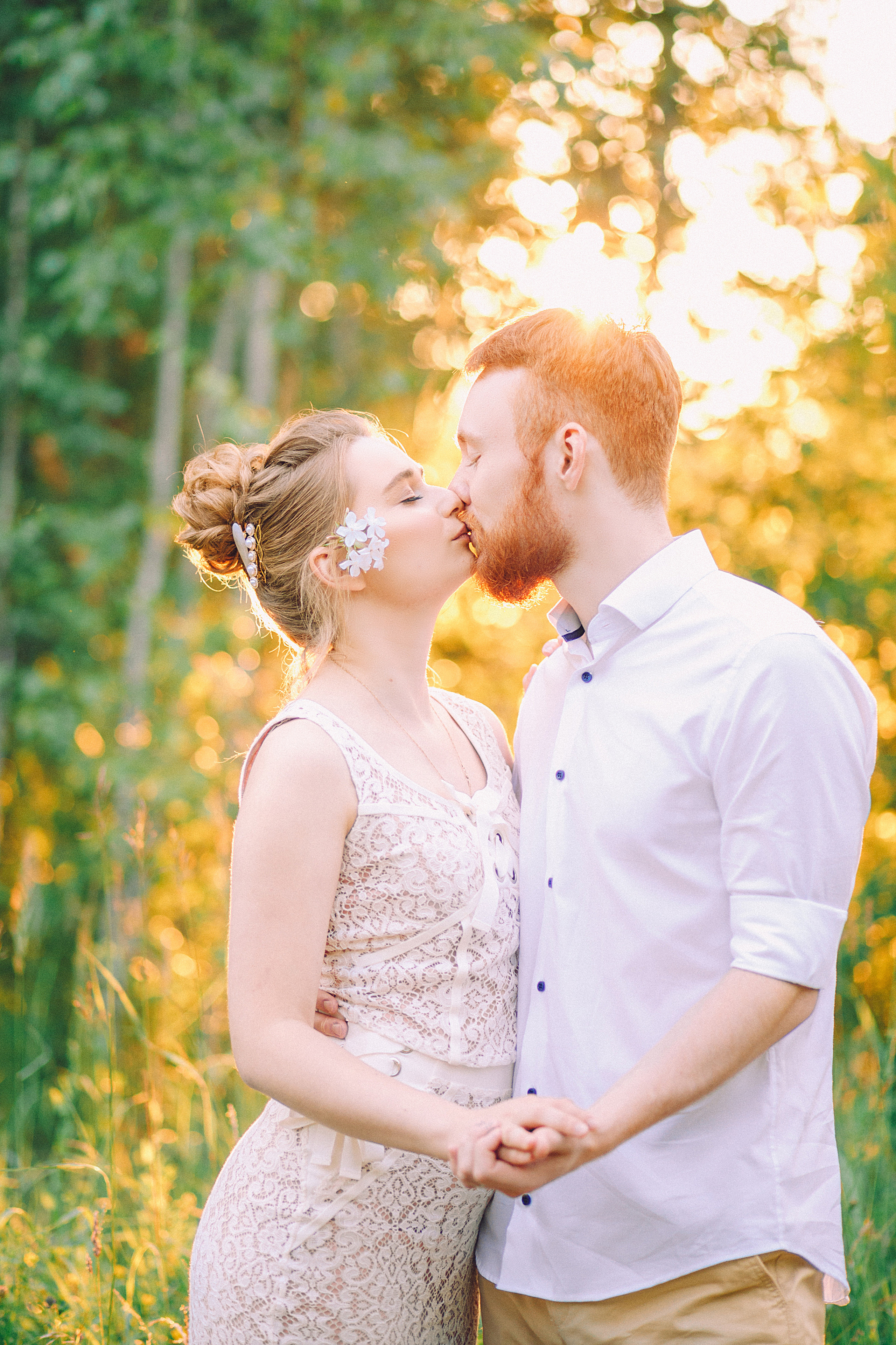 Свадебная Фотосессия пары на природе в Ижевске. Профессиональный фотограф в Ижевске Леша Петров