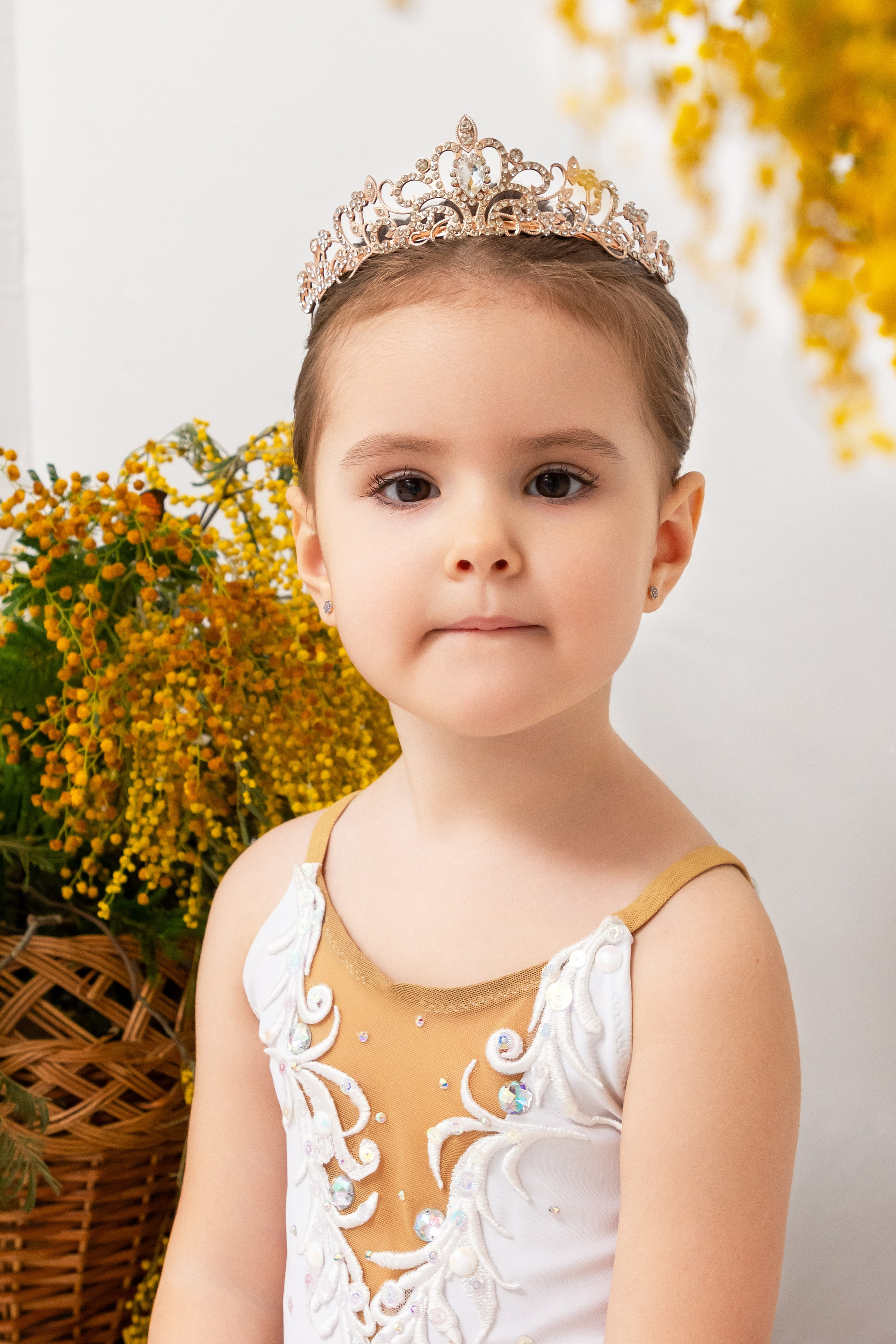 Фото день с мимозой. Портретный и семейный фотограф в Санкт-Петербурге Ульяна Жукова