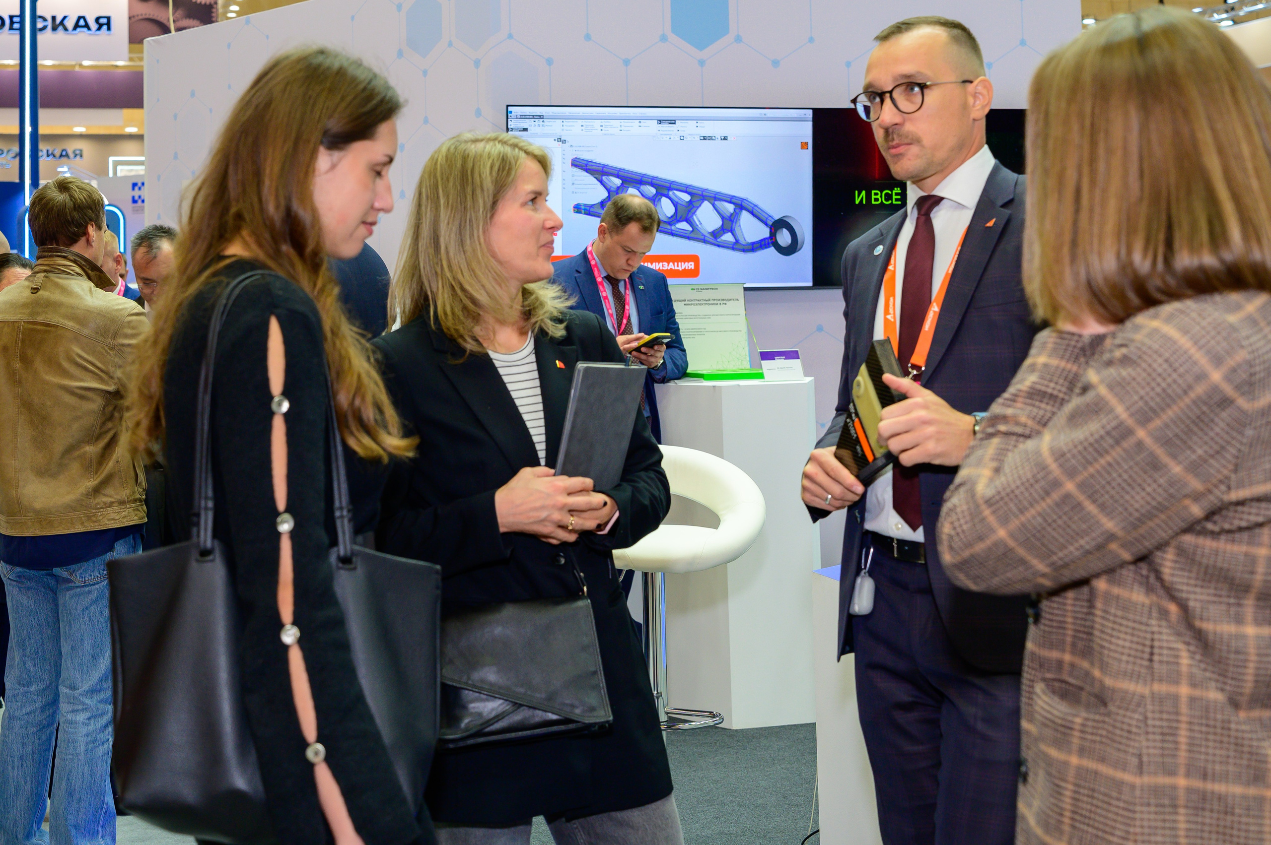 BigindustrialweekBelarus. Фотоуслуги, услуги фотографа, фотографирование важных событий