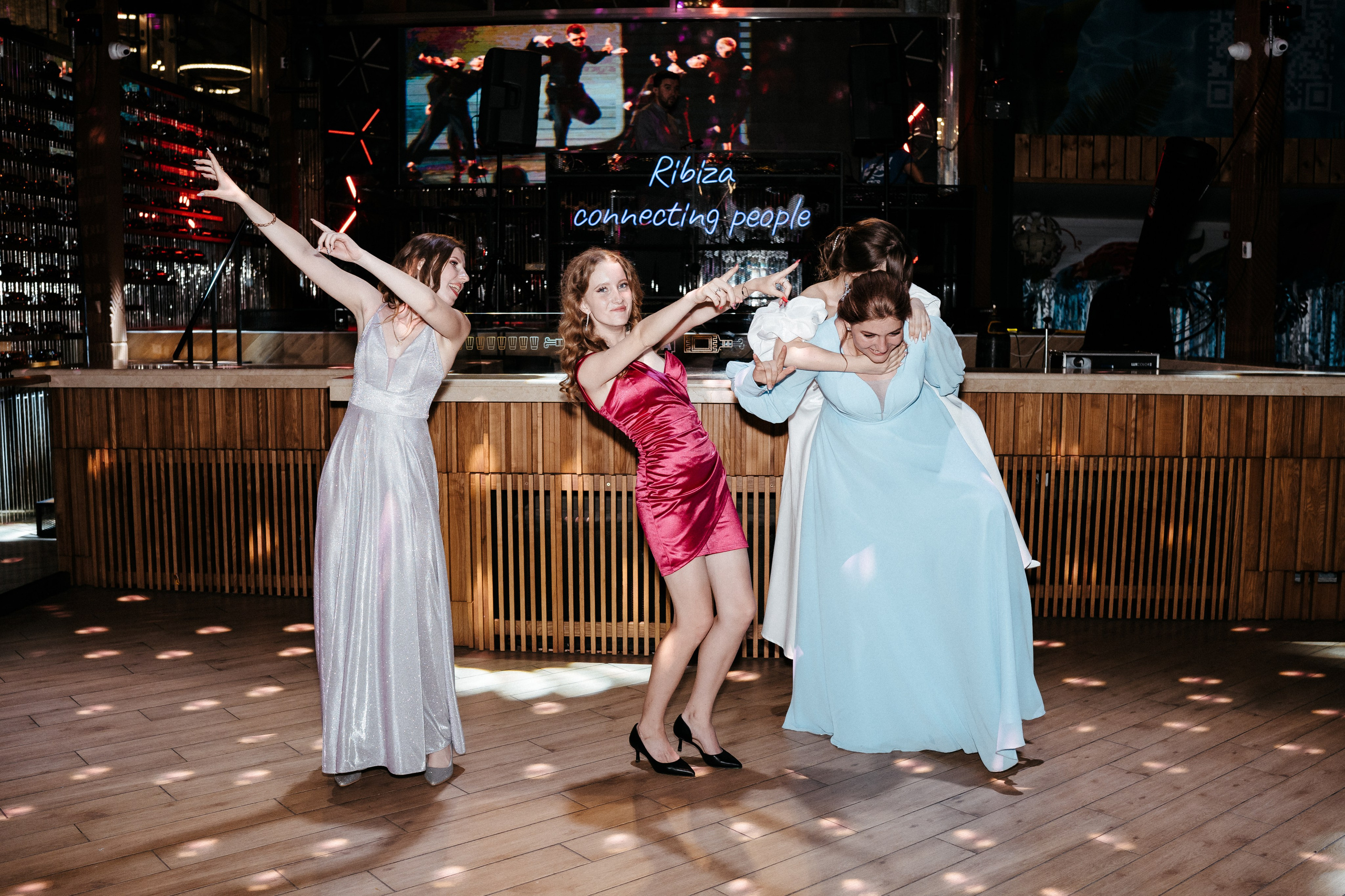 Выпускной «Ribiza». Свадебный фотограф в Симферополе