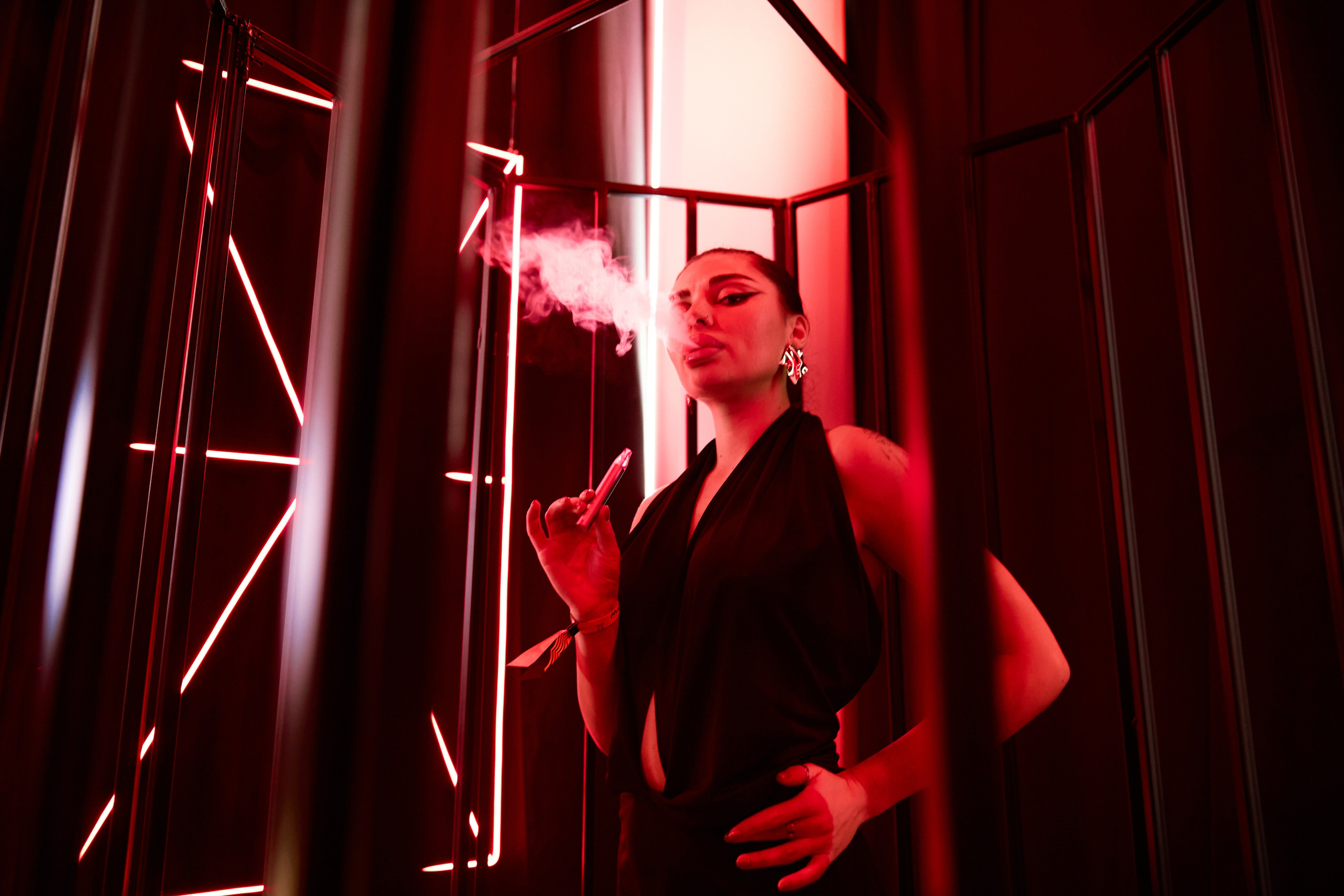 Vape club show reportage. Репортажный фотограф, портретный фотограф  г. Москва