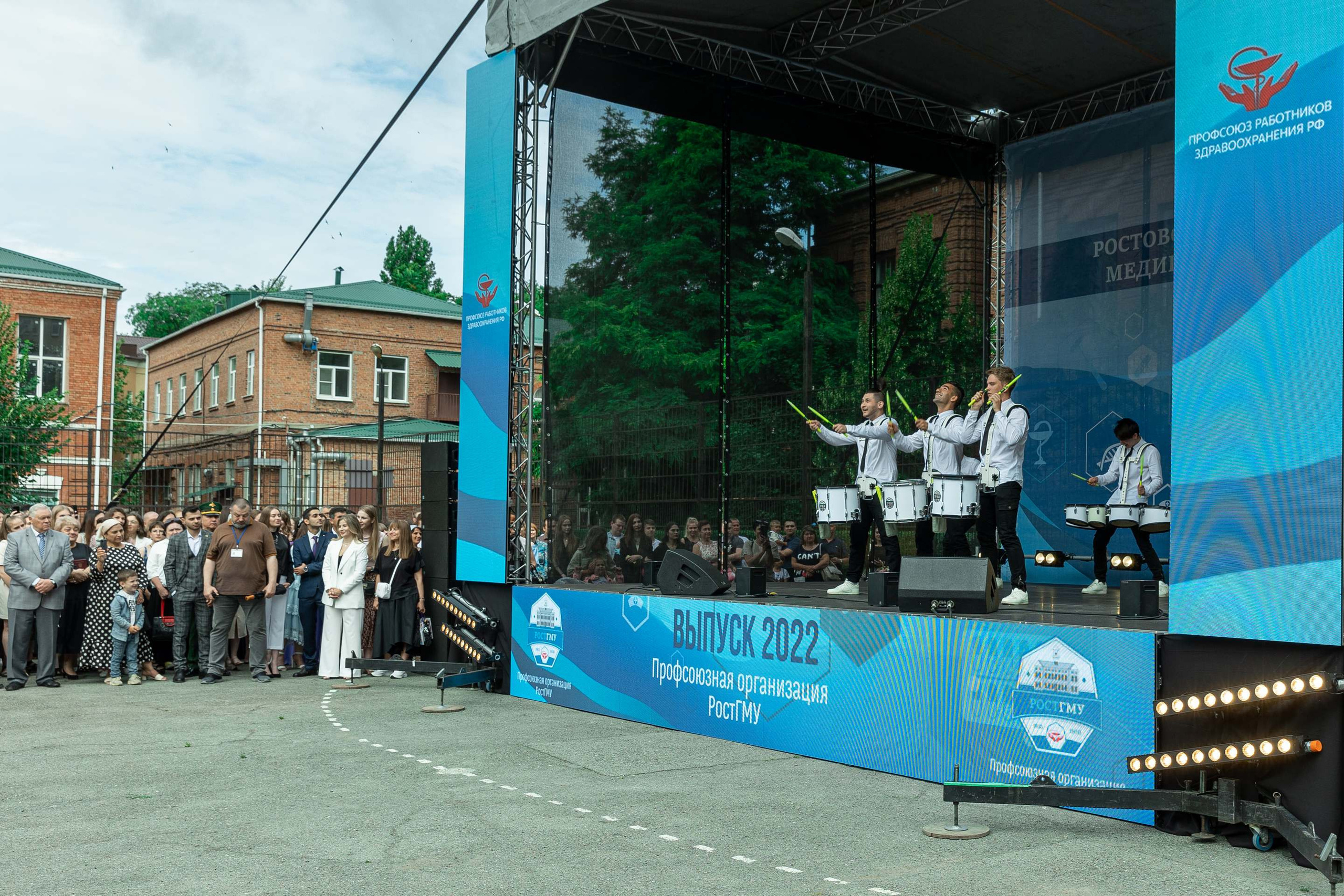 Выпускной РостГМУ. Фотограф Михаил Белозеров