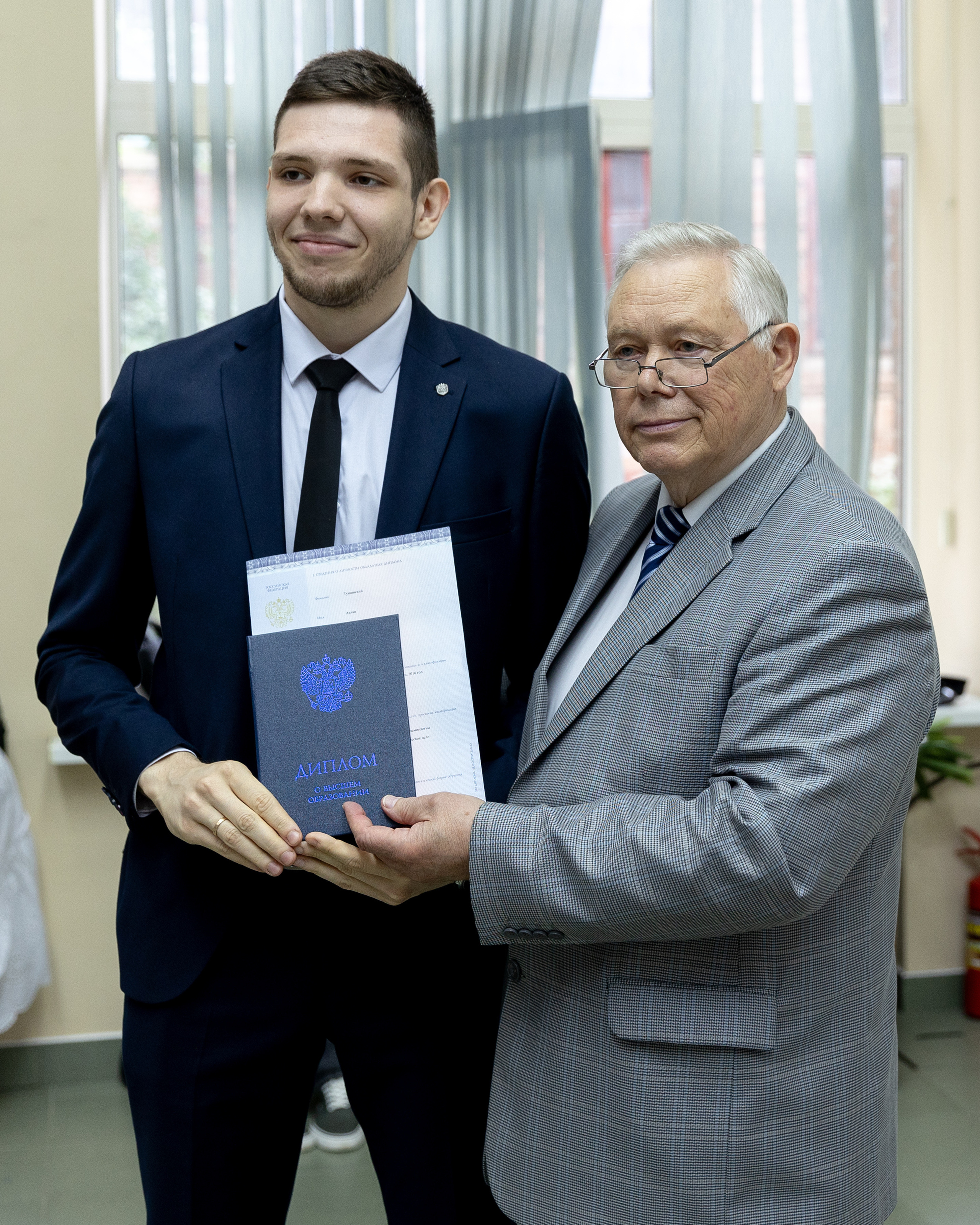 Выпускной РостГМУ. Фотограф Михаил Белозеров