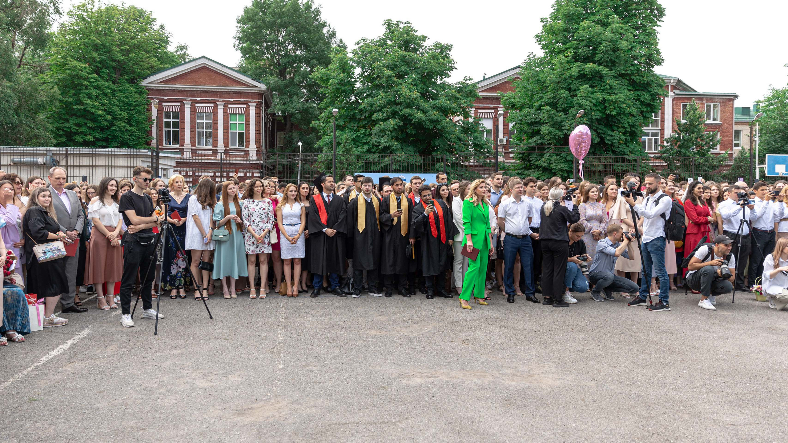 Выпускной РостГМУ. Фотограф Михаил Белозеров