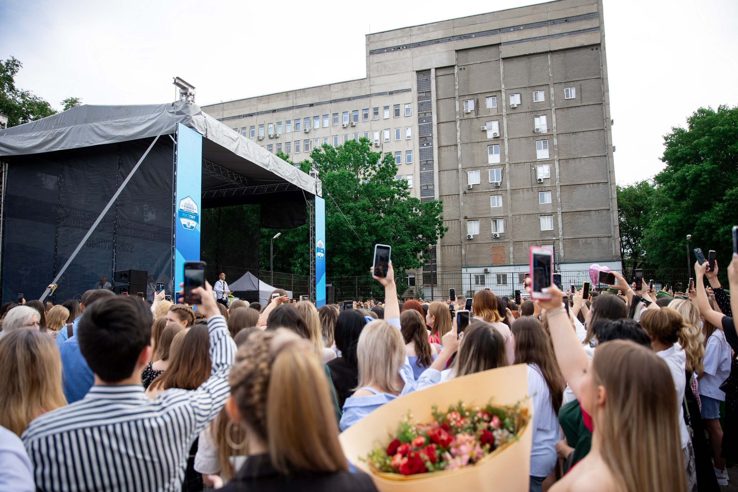 Выпускной РостГМУ. Фотограф Михаил Белозеров
