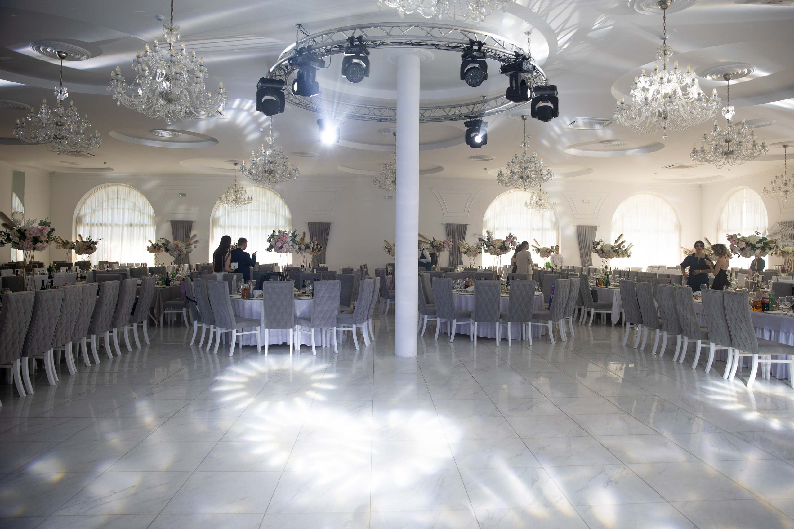 Выпускной РостГМУ. Фотограф Михаил Белозеров