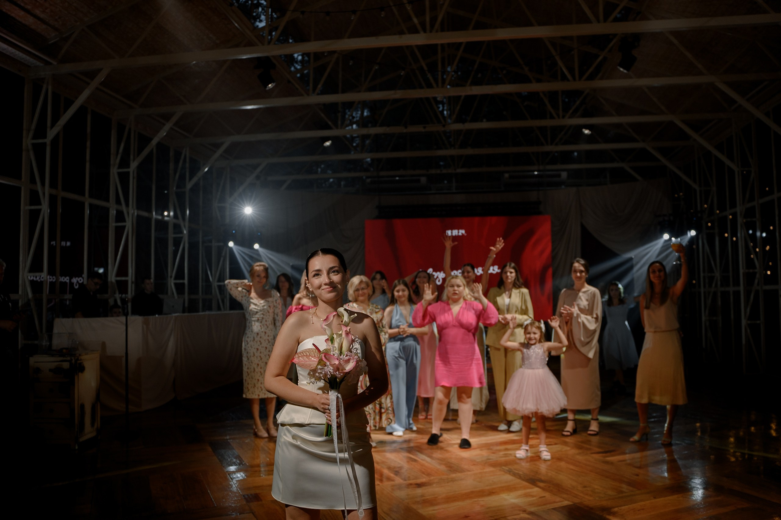 Сквозь расстояния 18.07.2024. Свадебный и семейный фотограф в городе Смоленске