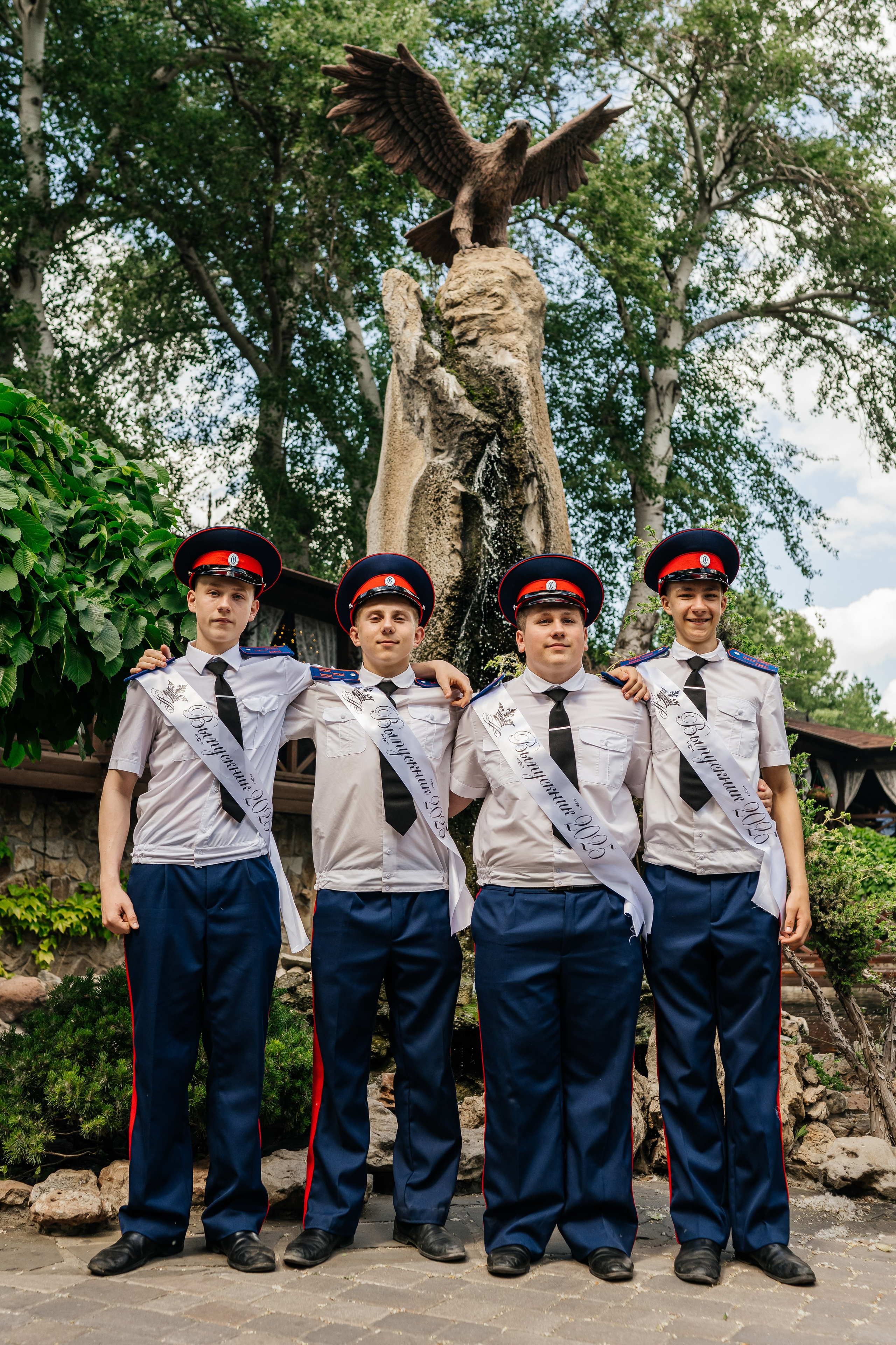 Школьники-кадеты в парке Лога. Фотограф в Каменске-Шахтинском Ольга Сагал