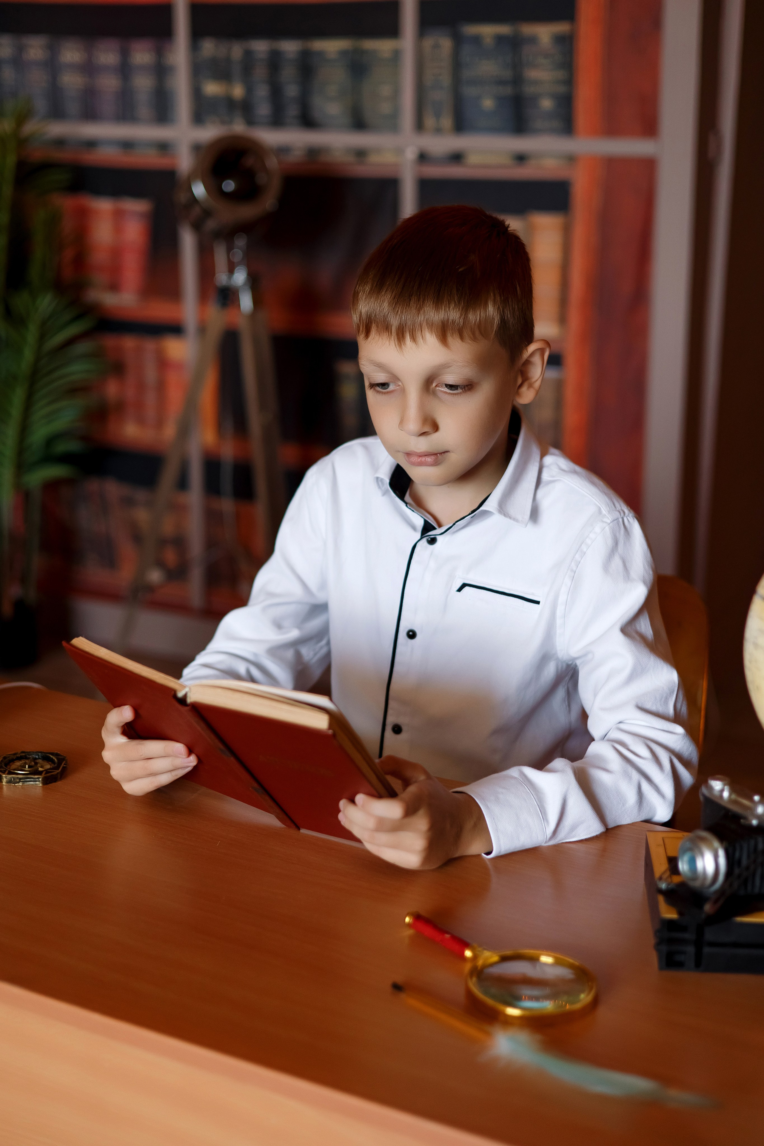 4 класс фотосессия в фотостудии. Фотограф Любовь Корниенко, Примоский край