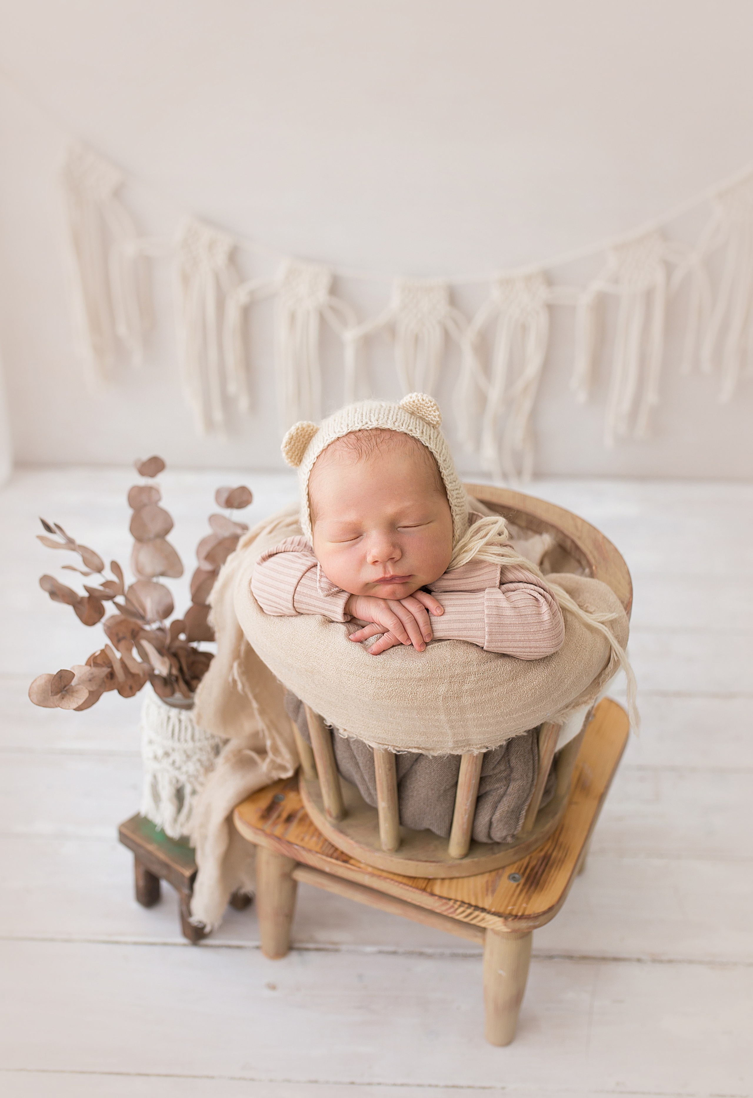 Фотосессия новорождённого. Фотограф новорождённых малышей и детский фотограф В Казани Лана Максим