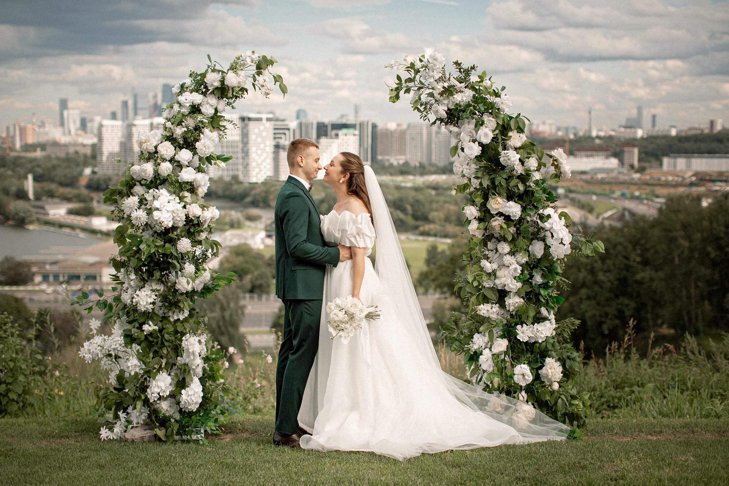 Свадьба на природе. Свадебный и портретный фотограф Москва