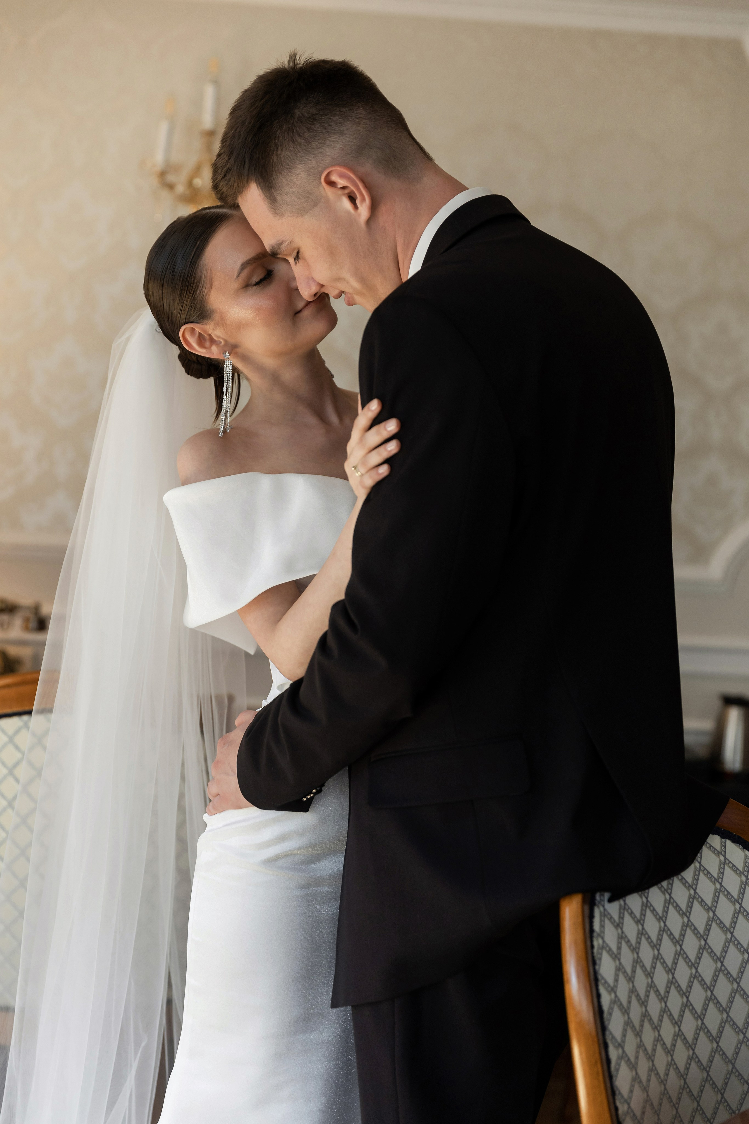 Анонс свадебной серии в отеле. Свадебный и портретный фотограф в Санкт-Петербурге Надежда Чечулина