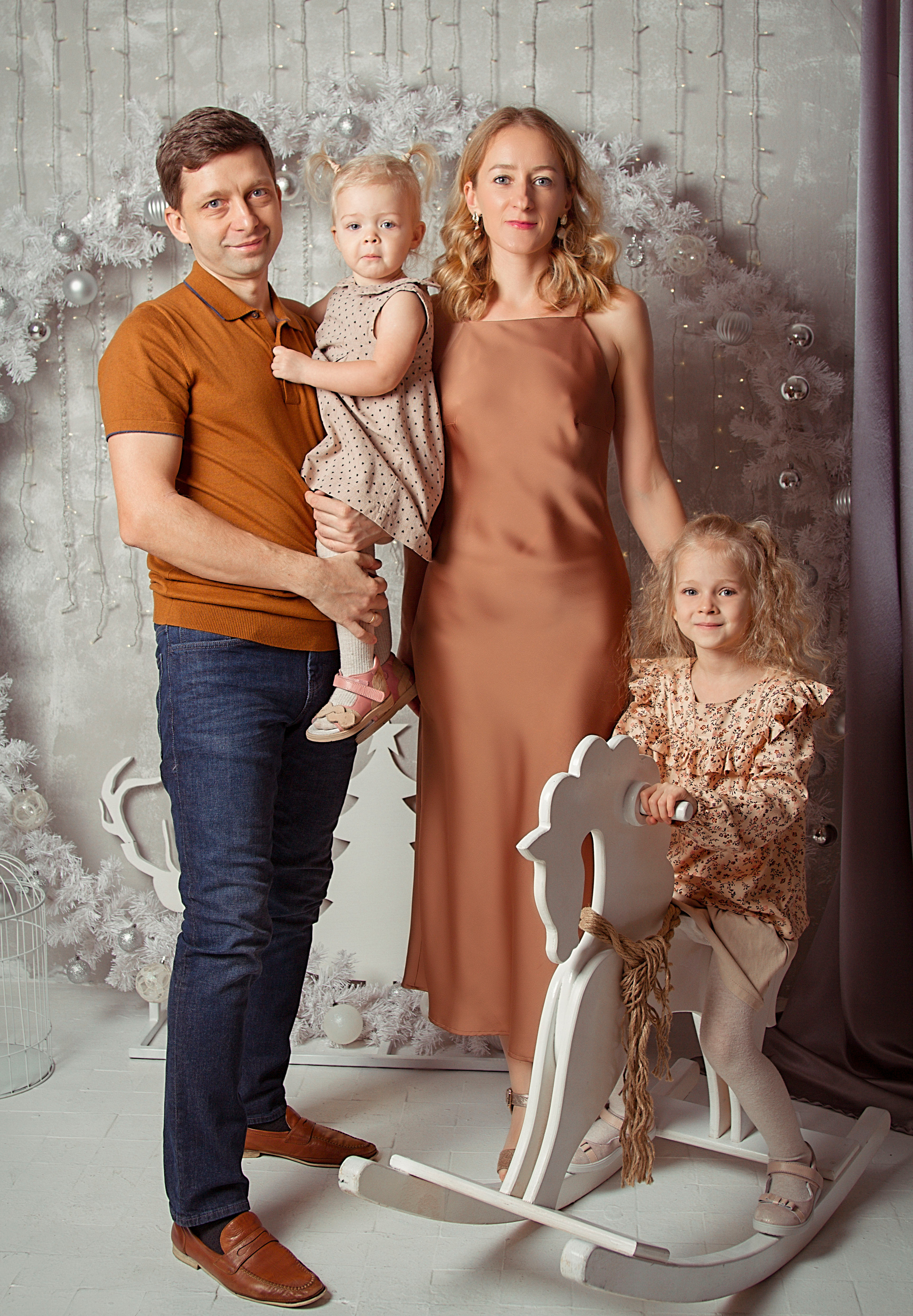 Новый Год (Ксения, Артем, Вера и Лида). Фотограф Ольга Бобб Нижний Новгород