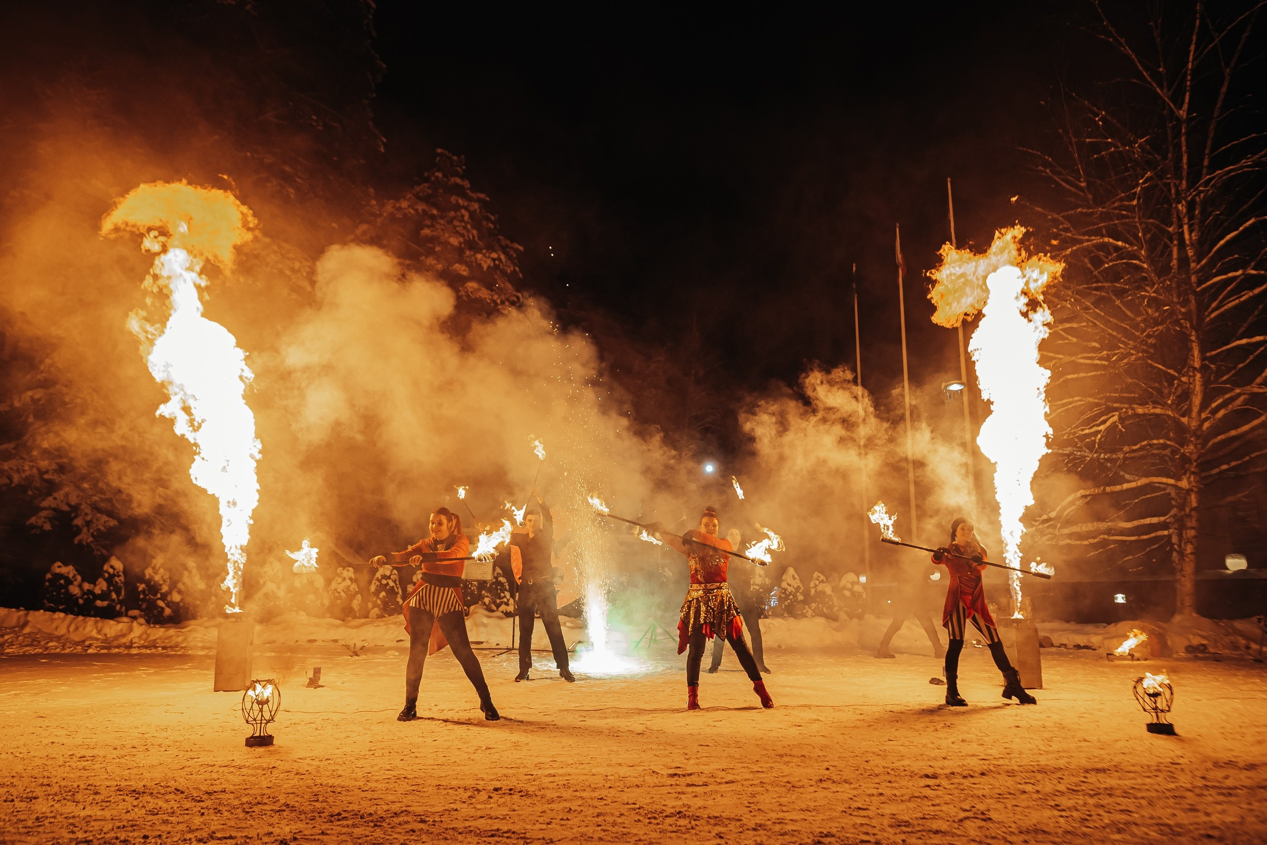 Фаер-Шоу. Главная