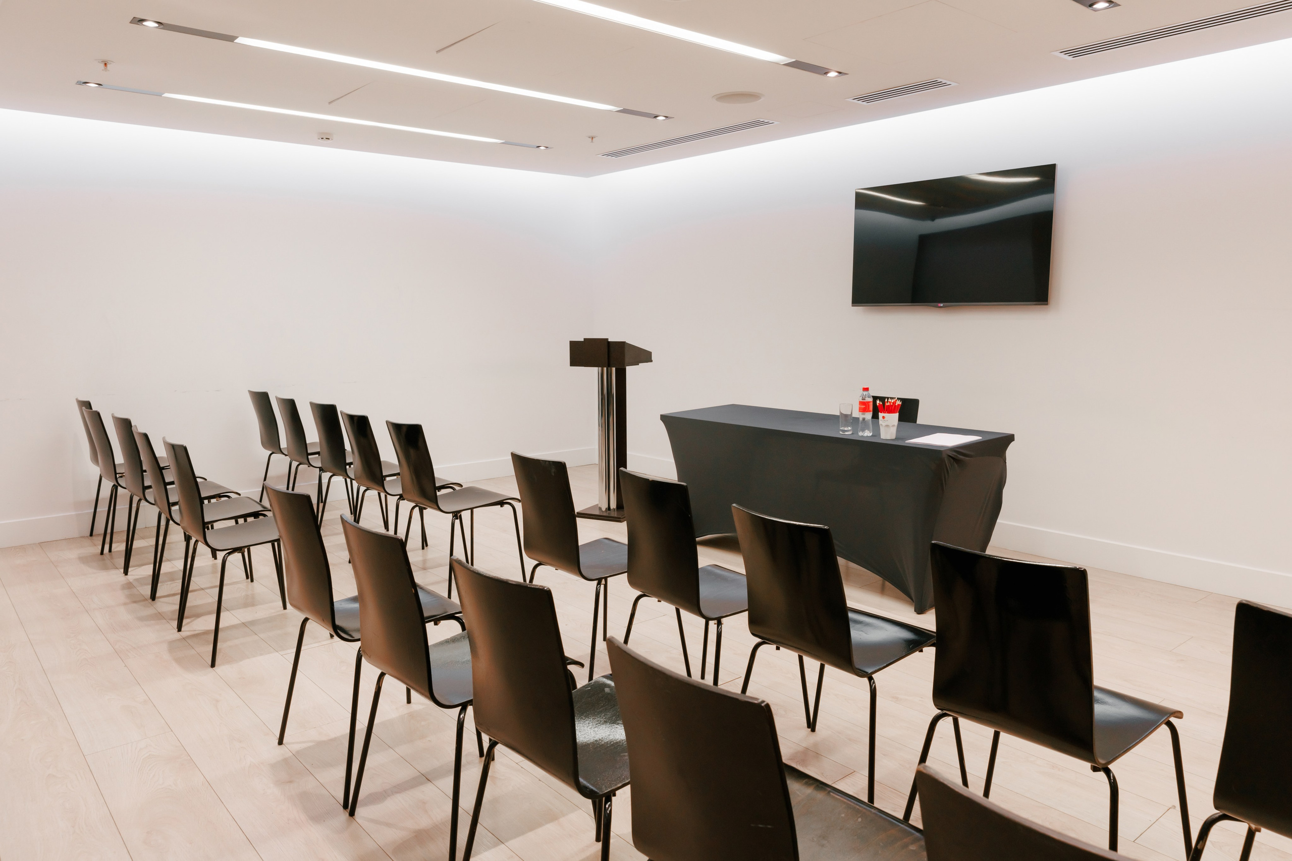 Конференц-залы AZIMUT сити-отель. Репортажный фотограф в Санкт-Петербурге Жолудев Владислав