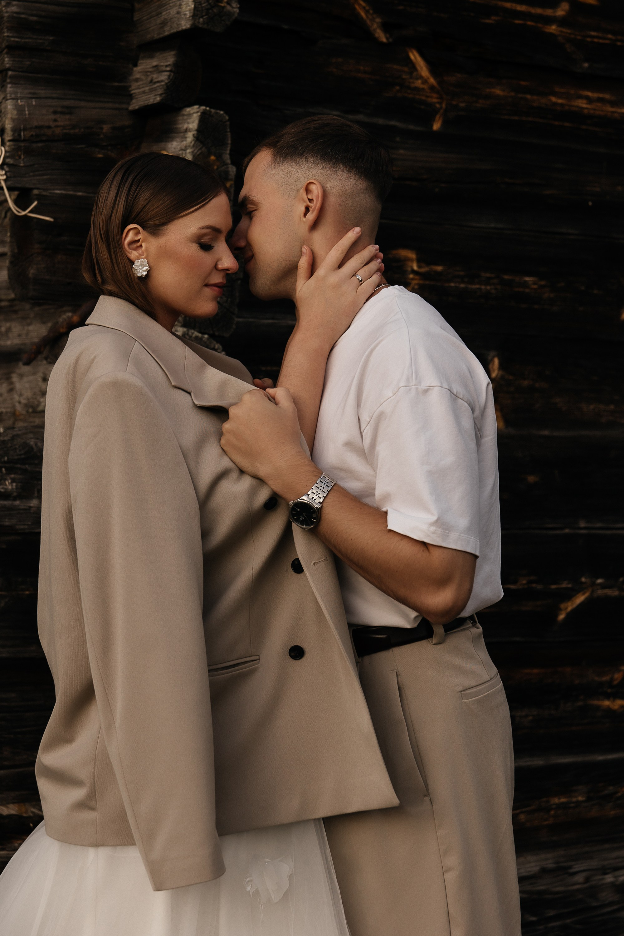 Свадьбная фотосессия в деревенской атмосфере. Свадебный и семейный фотограф Виолетта Сидельникова. Краснодар, Россия, Беларусь, Европа