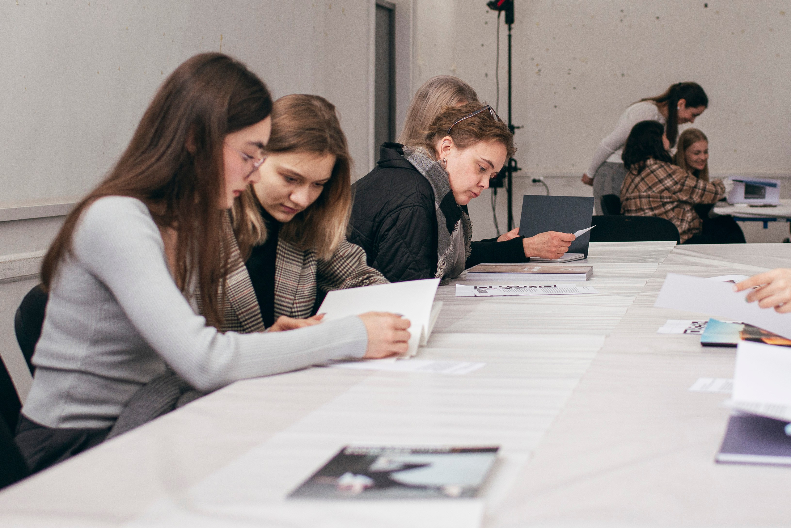 Вечер фото книг в Школе Дизайна. Фотограф в Москве Алейникова Евгения
